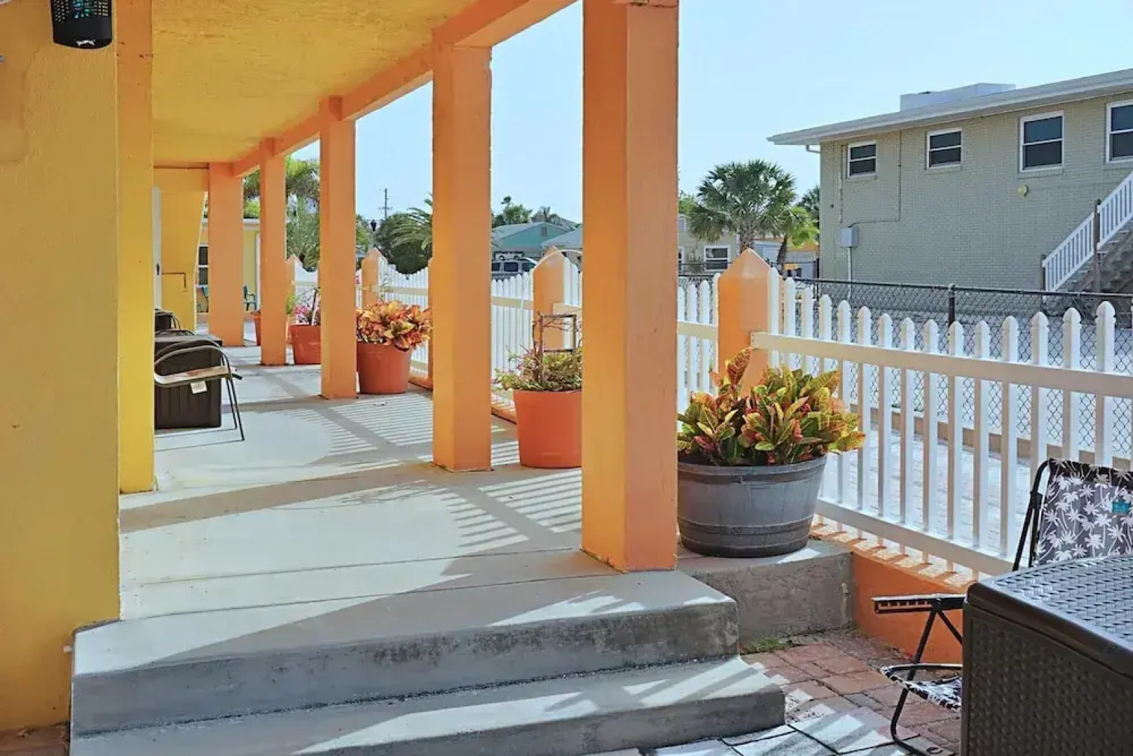 Misty Isles Redington Beachfront Suite 3