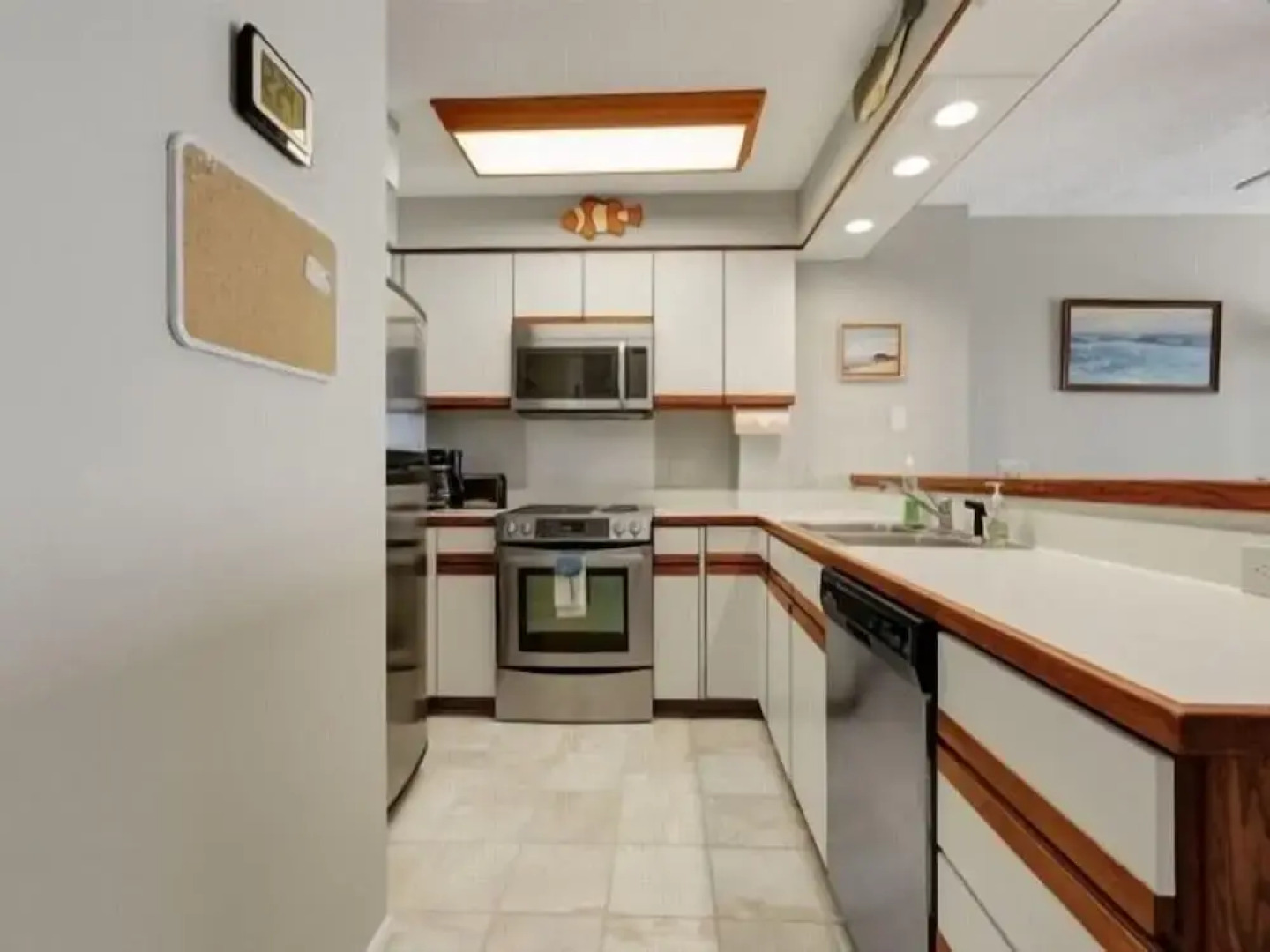 Beach Blanket - Spacious Condo With Private Beach Access And Resort Amenities! 3 Bedroom Condo by RedAwning