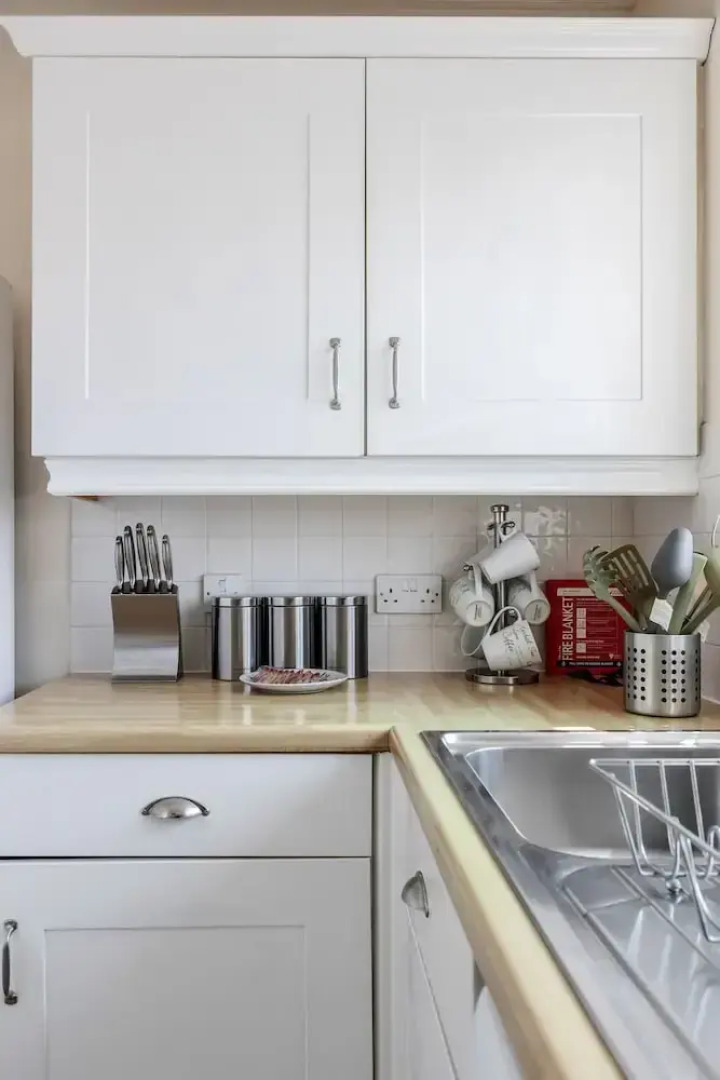Captivating 3-bed Apartment in Grays