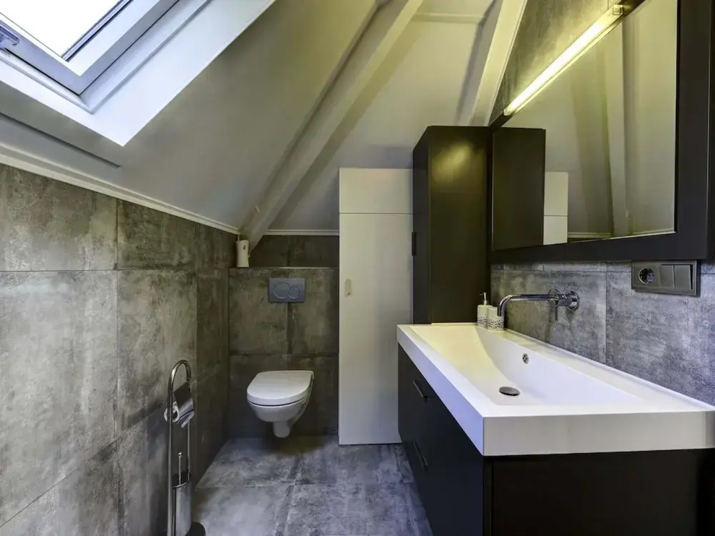 Attractive Holiday Home with Large Garden near Zwolle