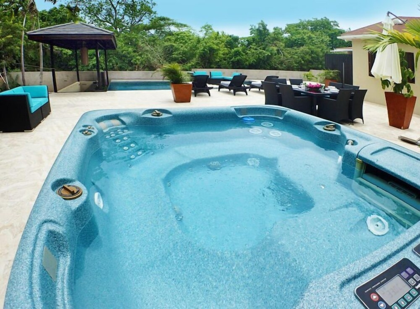 Cool Breeze, 3BR by Jamaican Treasures