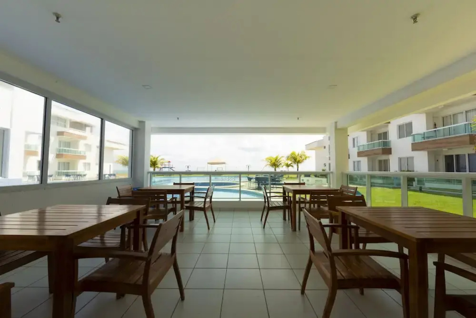 Apê triplo no Corais de Búzios