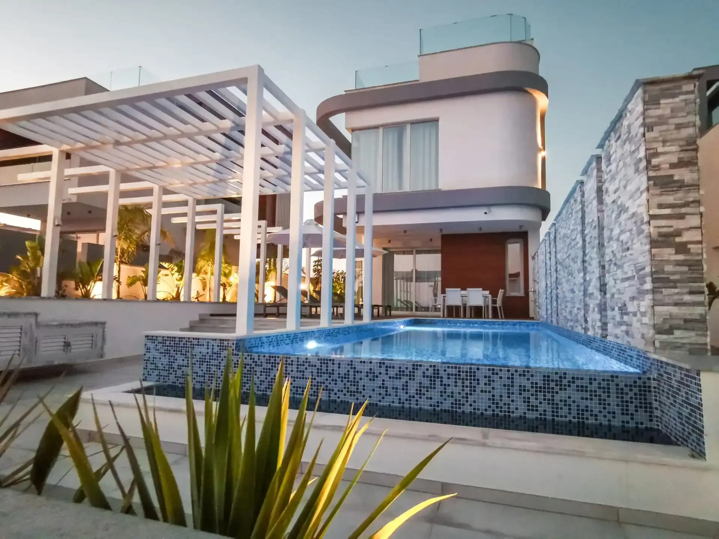 Napa Hills Seaview Villas