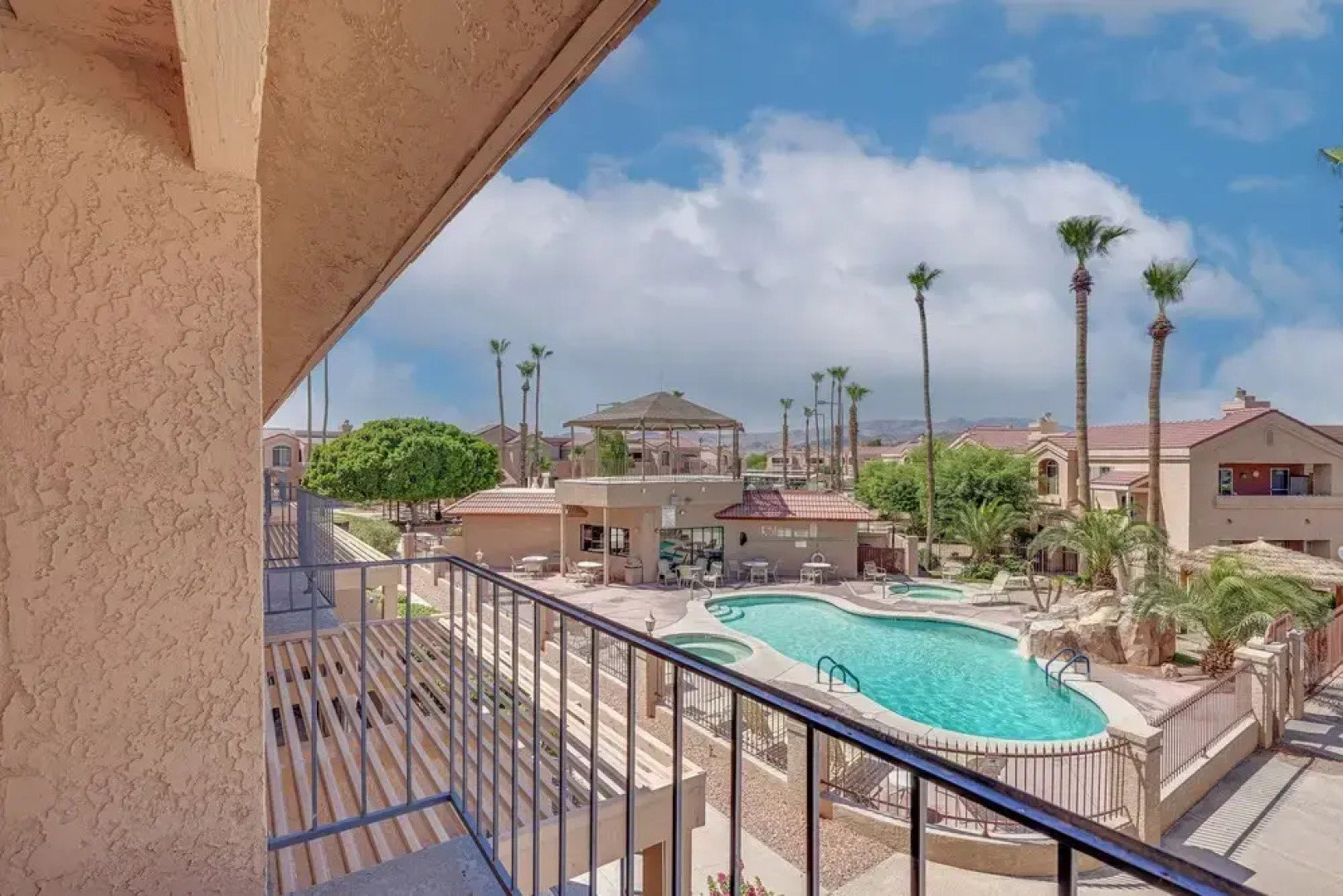 Walk to Lake Havasu Beaches: Condo w/ Pool Access!