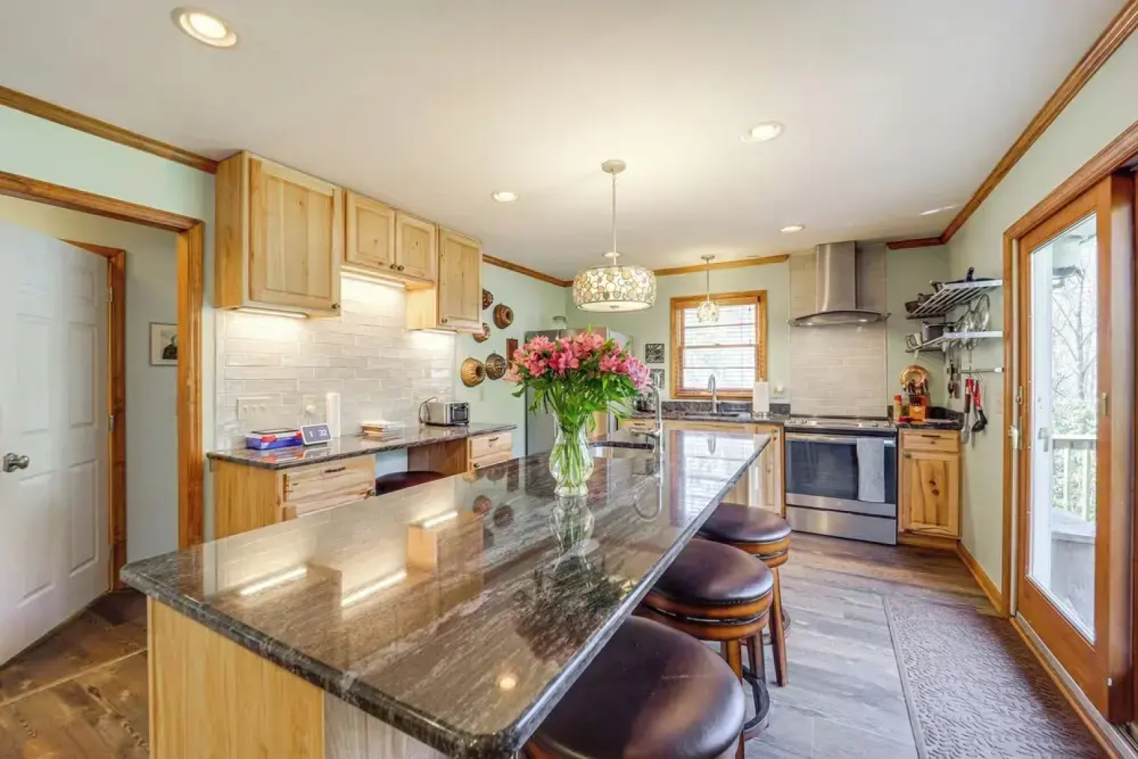 Private Blue Ridge Retreat: Hot Tub & Pool Table!