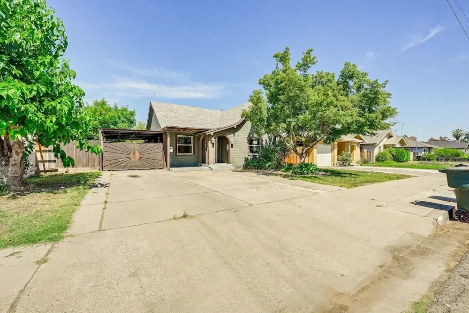 Visalia Vacation Rental Near Sequoia National Park