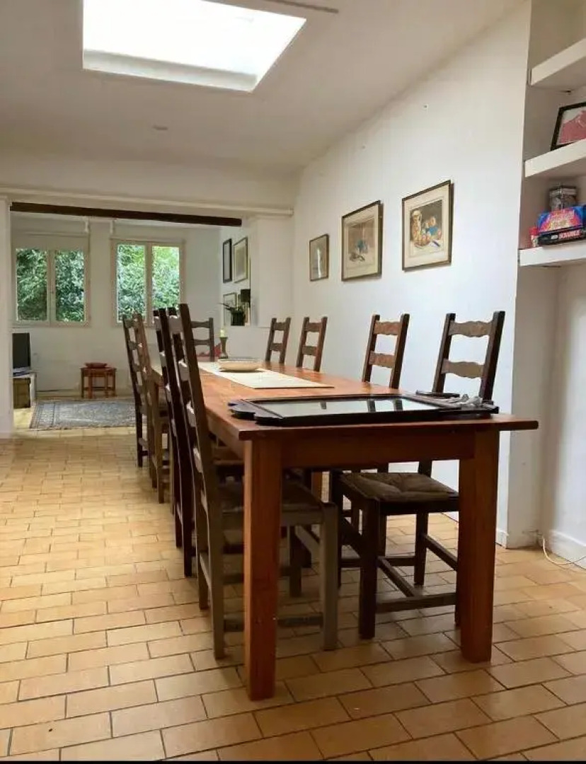 Dieppe centre charming spacious home for 2-8 guests