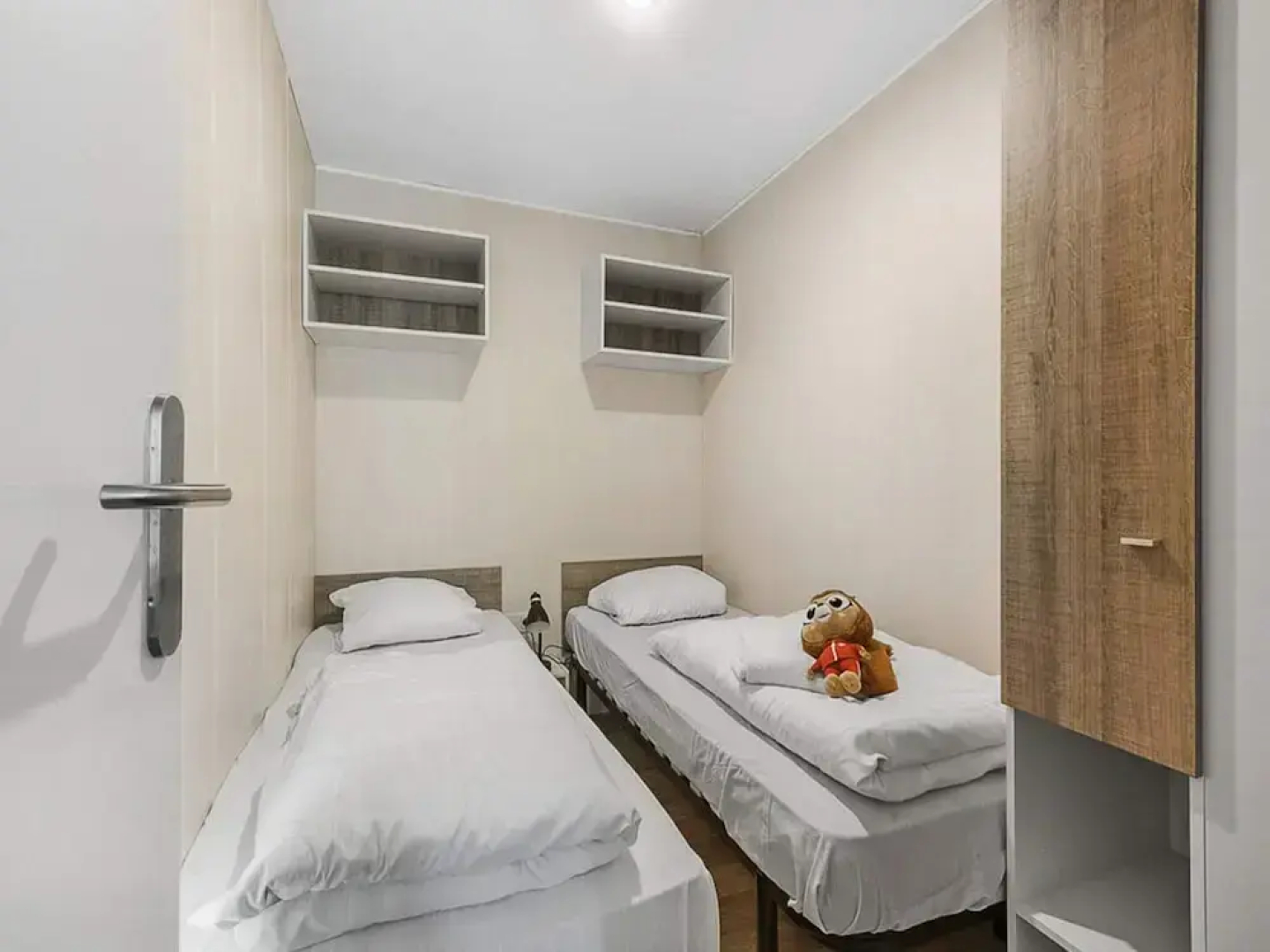 6 Person Holiday Park Home in Hesselager