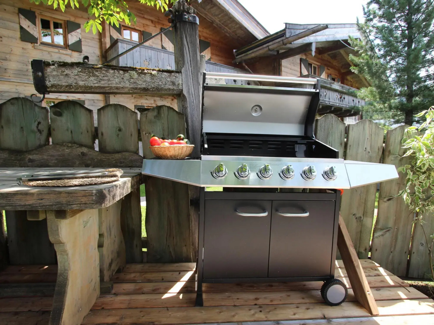 Chalet in St Johann on Ski Slopes