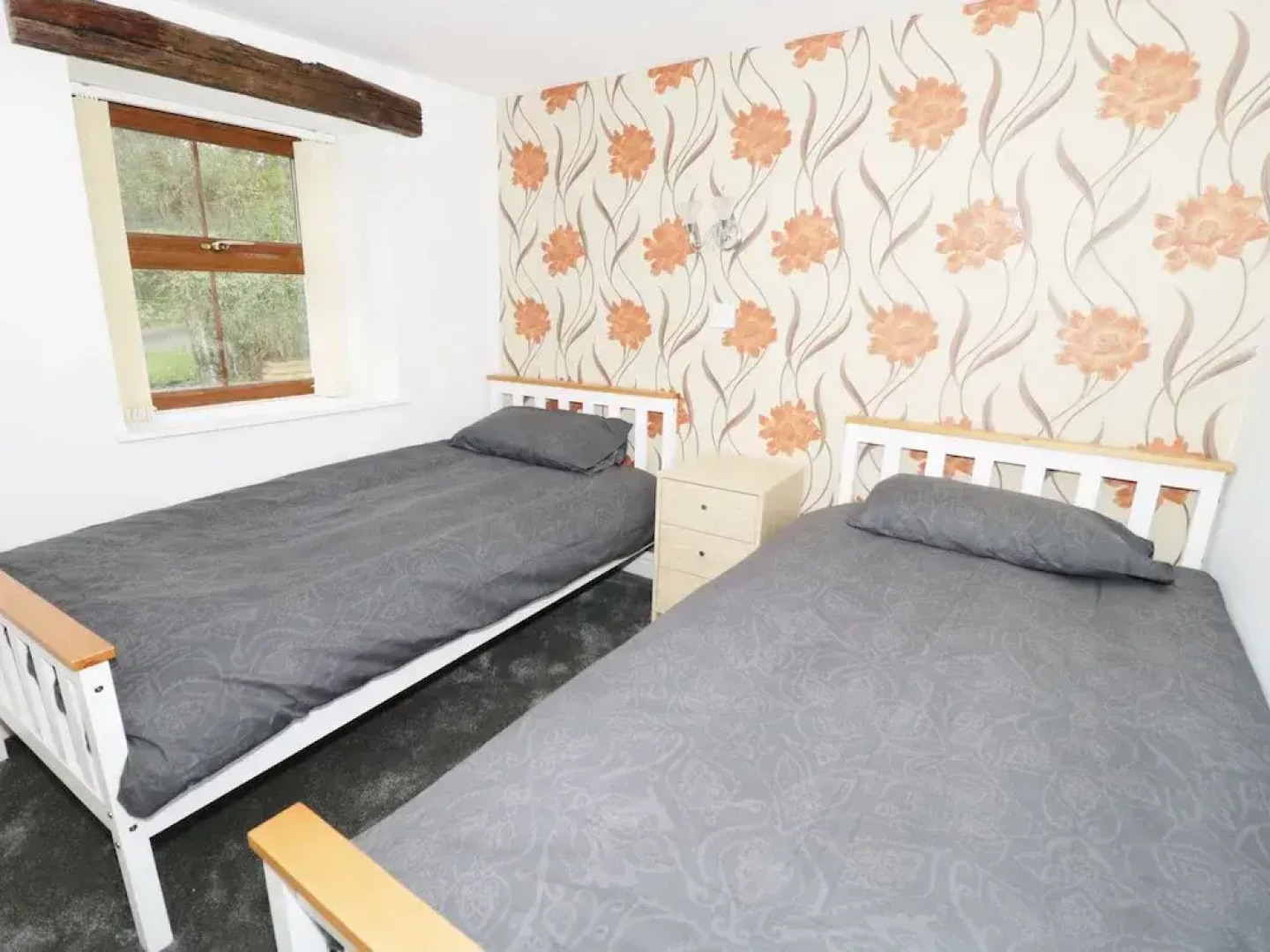 2 Tan Y Marian Uchaf