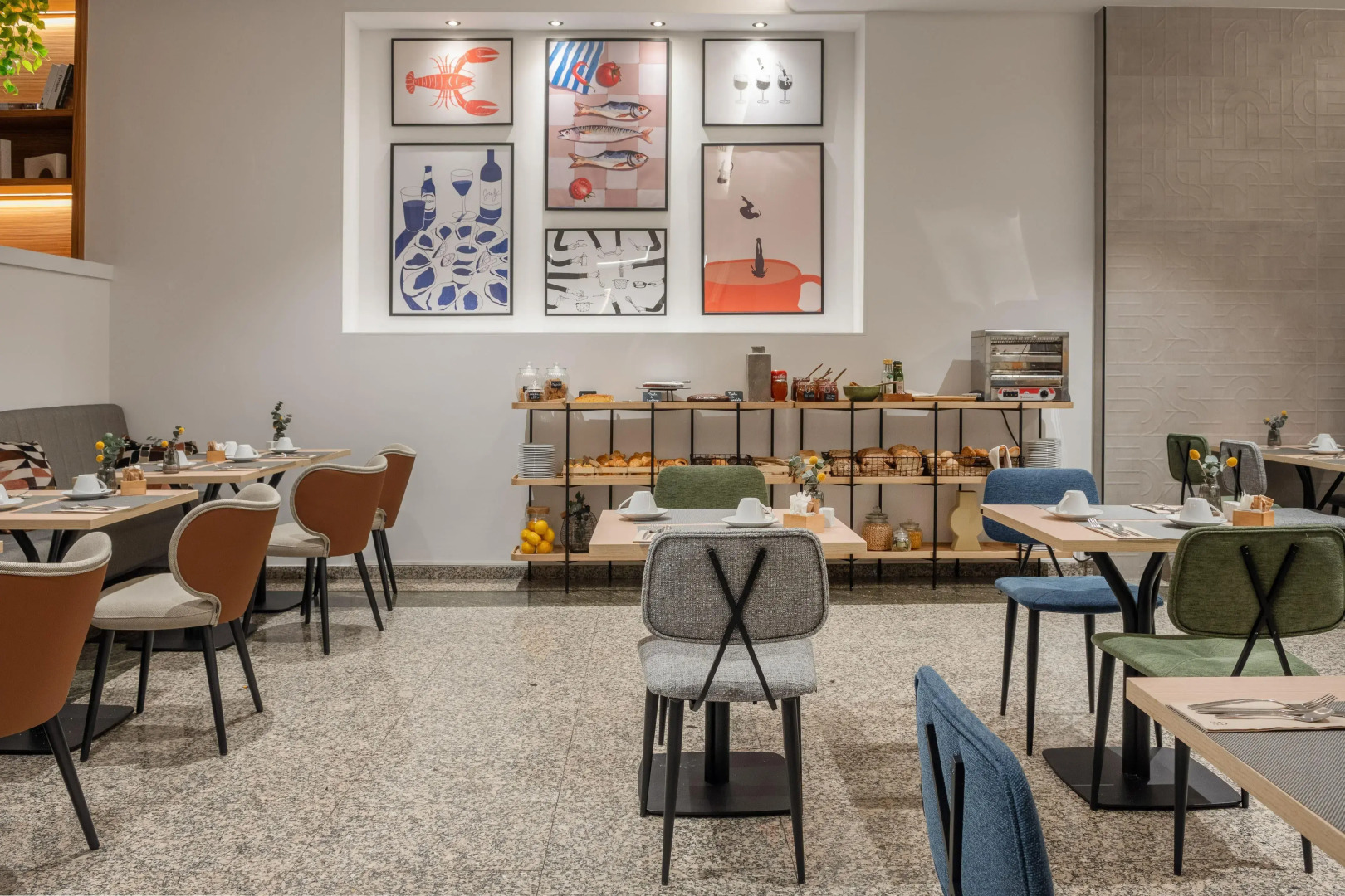 Hotel Santiago Plaza Affiliated by Meliá