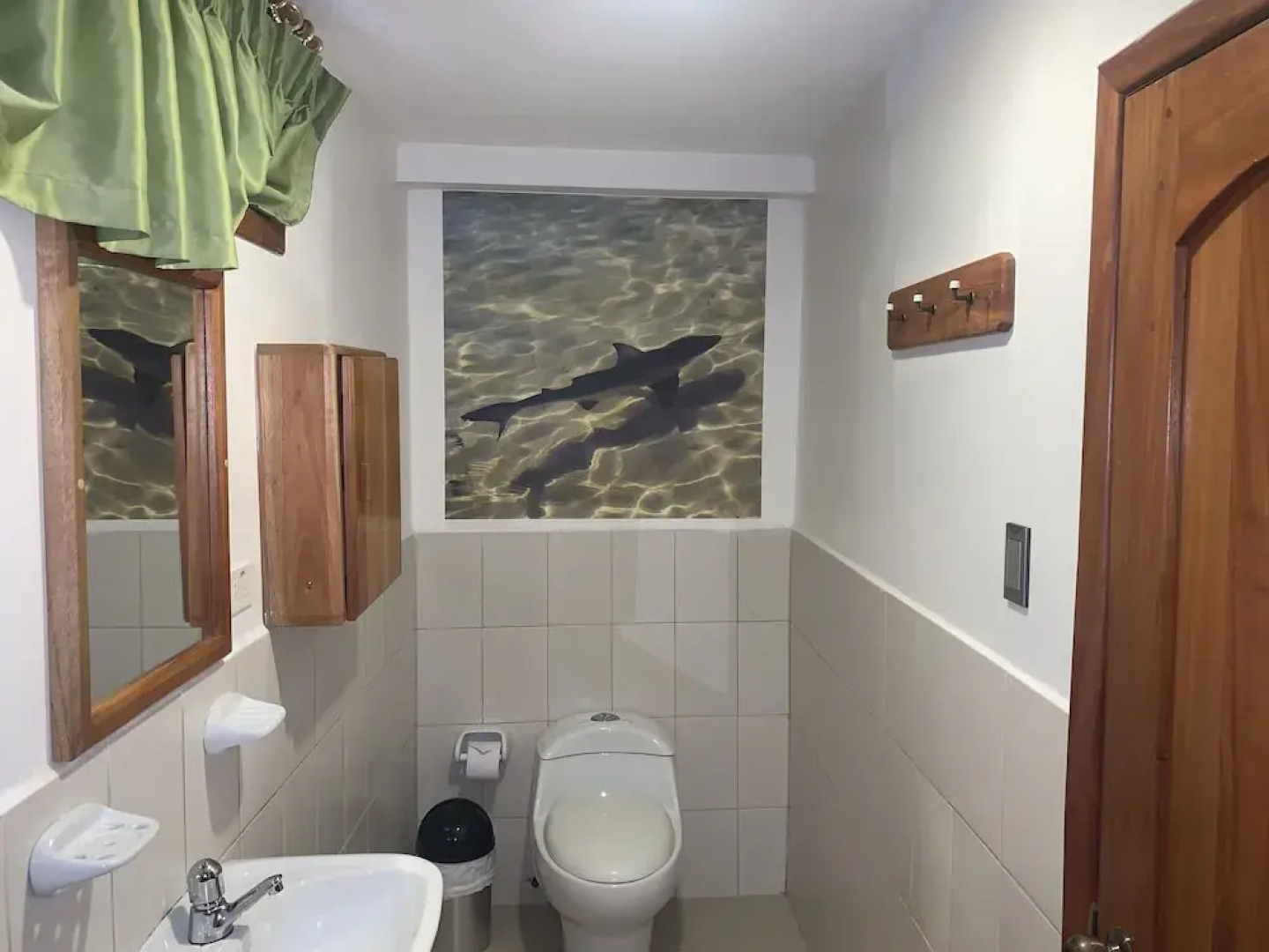 White House Galapagos