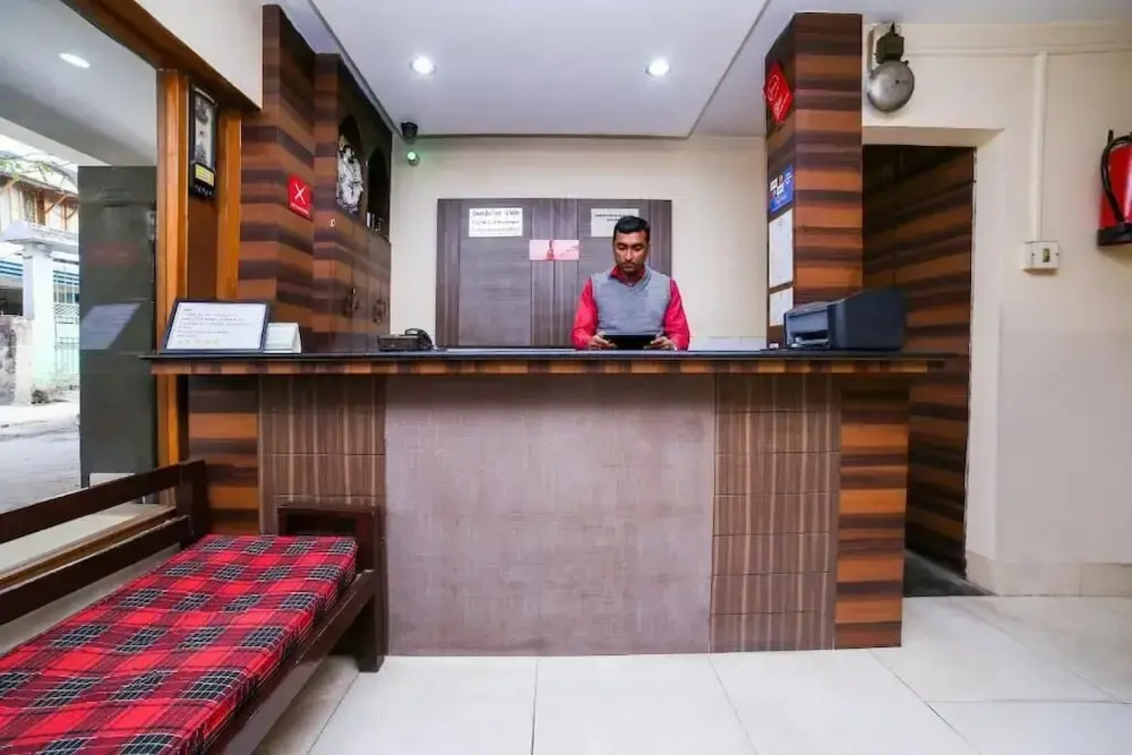 Uttam Guest House