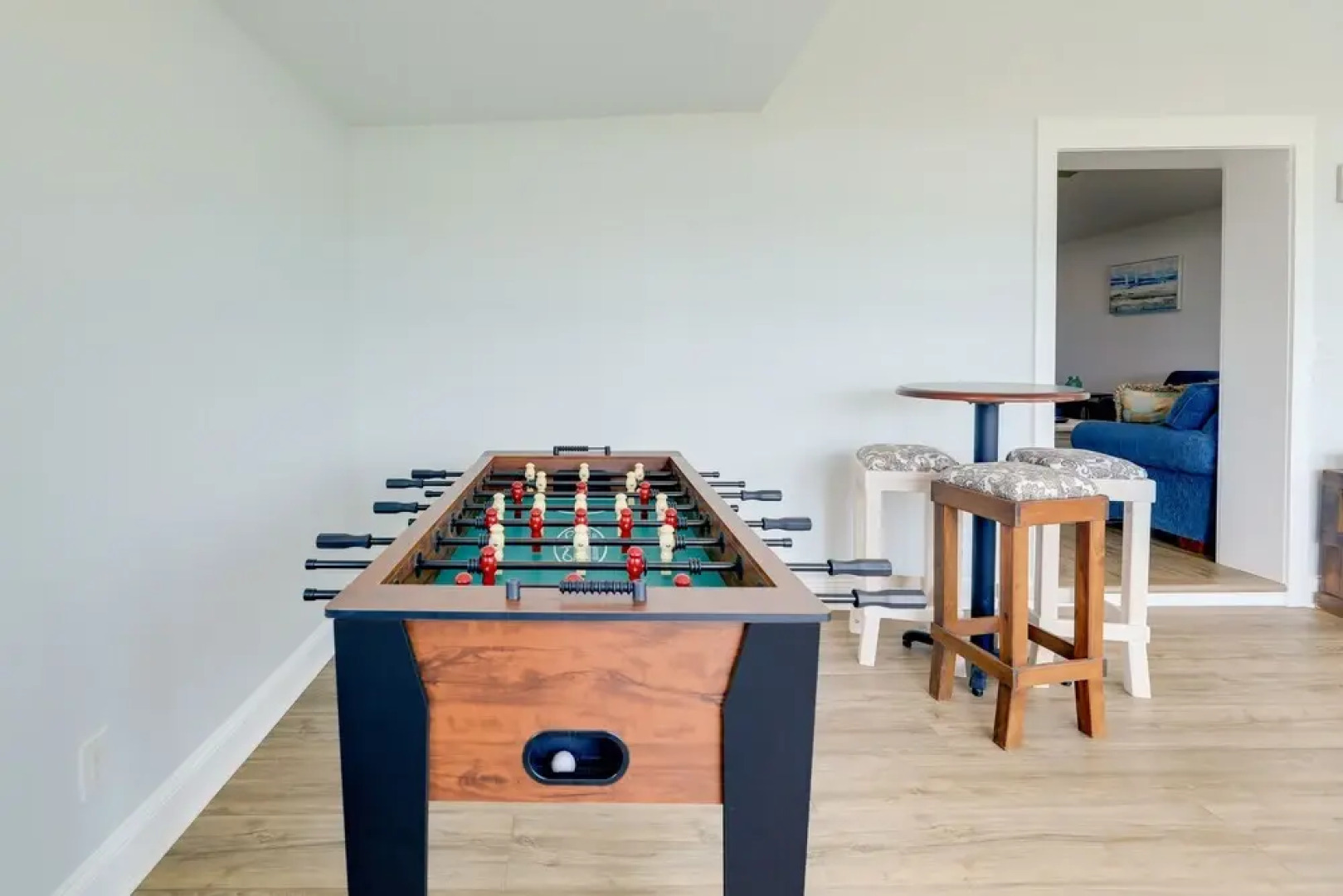 Emerald Isle Retreat - Steps Away From Beach!