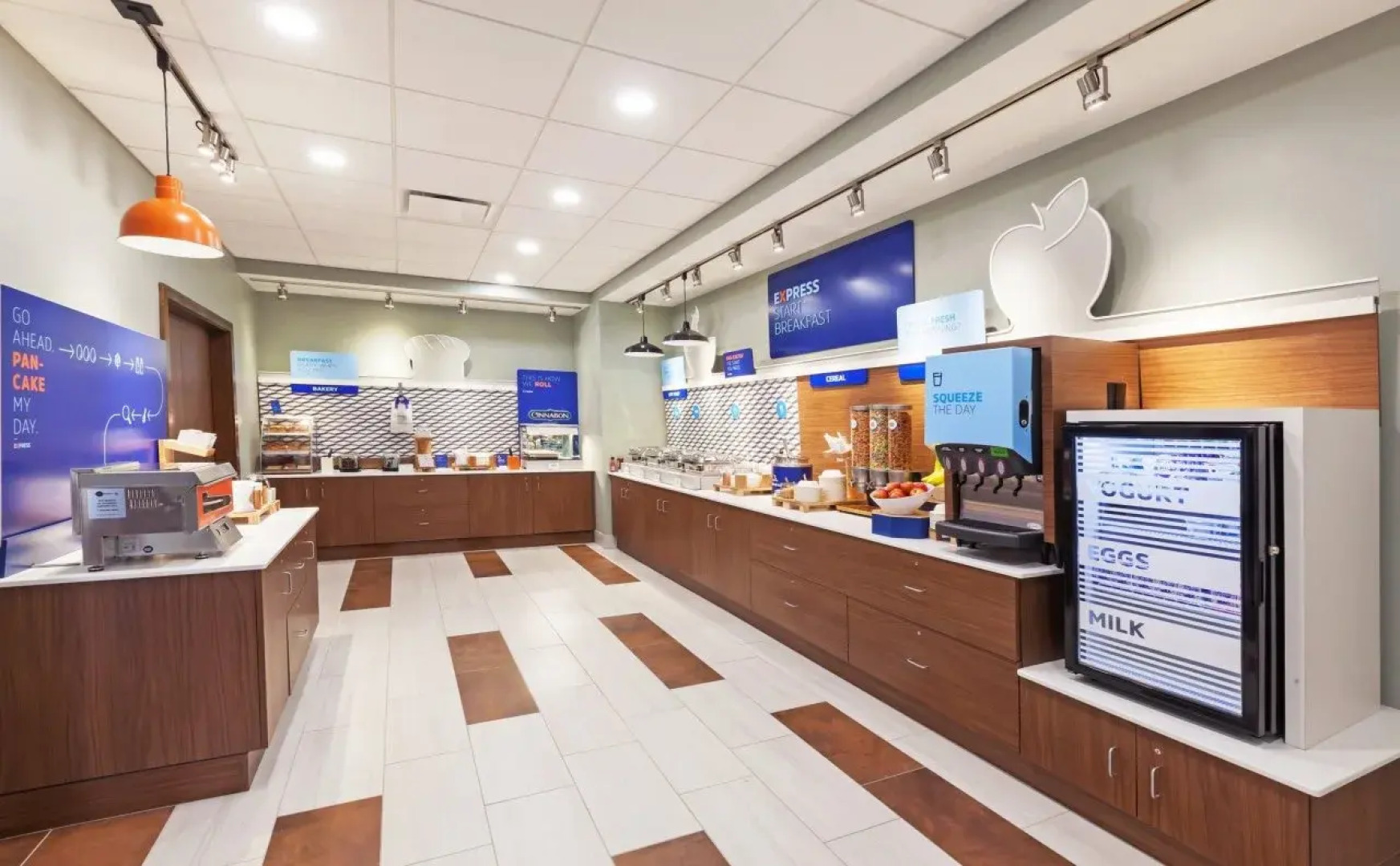 Holiday Inn Express & Suites Lenexa - Overland Park Area by IHG