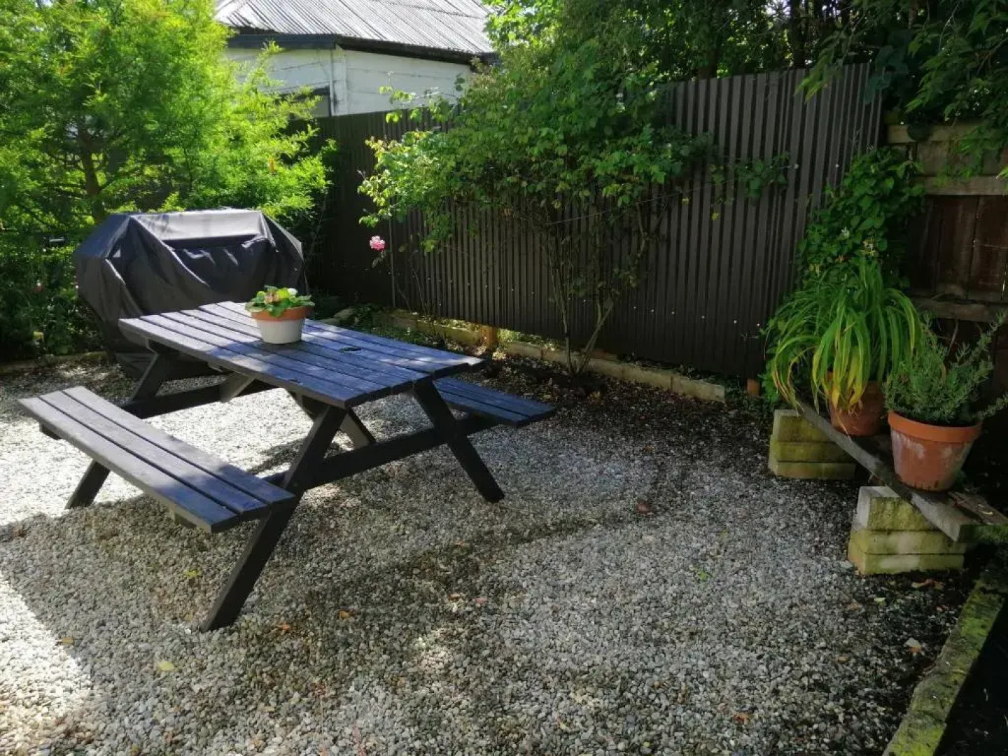 Pickled Pigeon Cottage