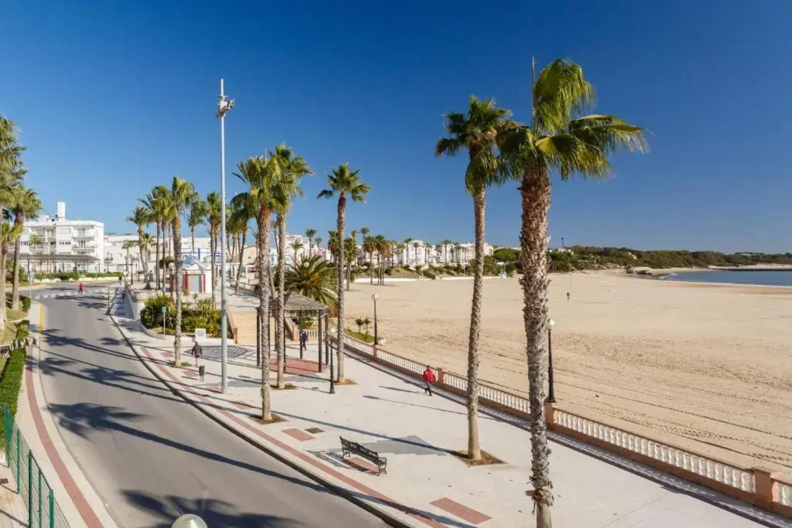 Atico La LUZ-Rota free parking by Cadiz4Rentals