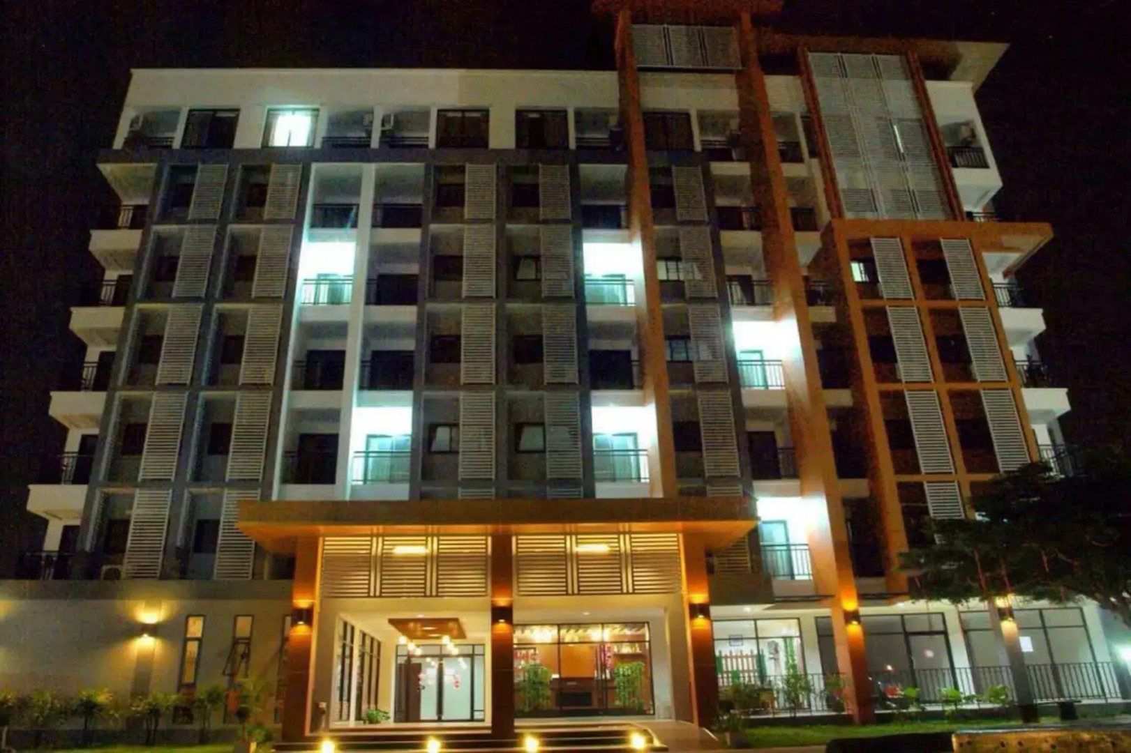 Sakura Boutique Hotel