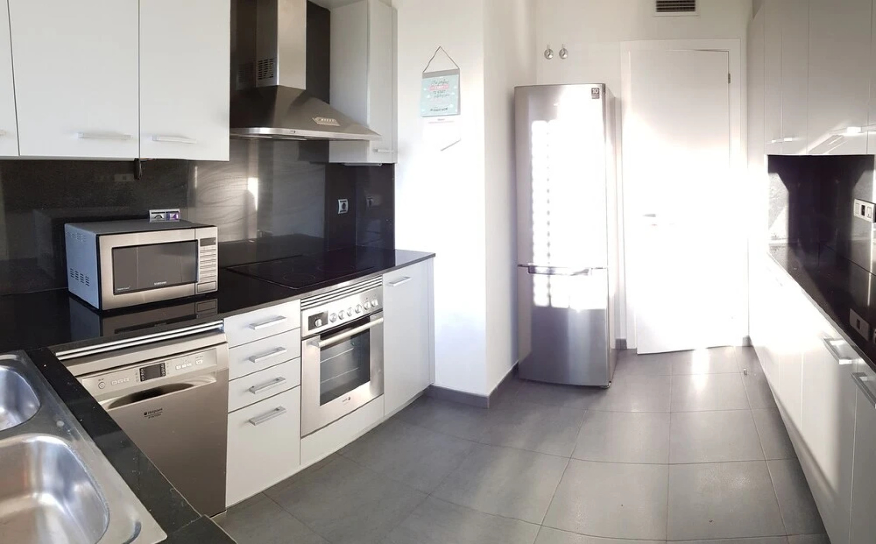 HOMEnFUN Apartamento de Lujo en el Forum