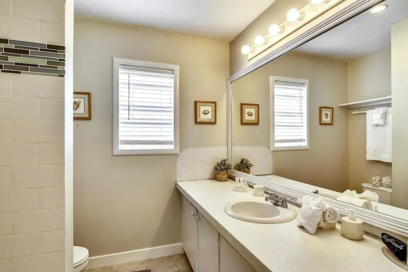 Bermuda Beachfront by RedAwning