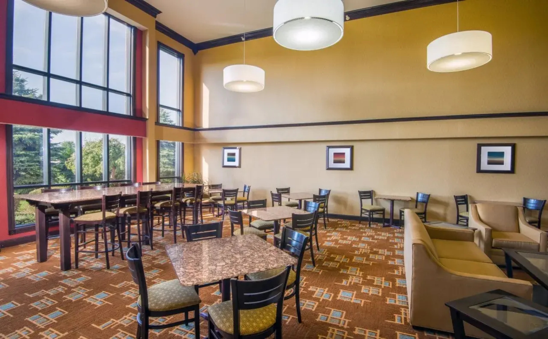 Holiday Inn Express & Suites Wauseon by IHG