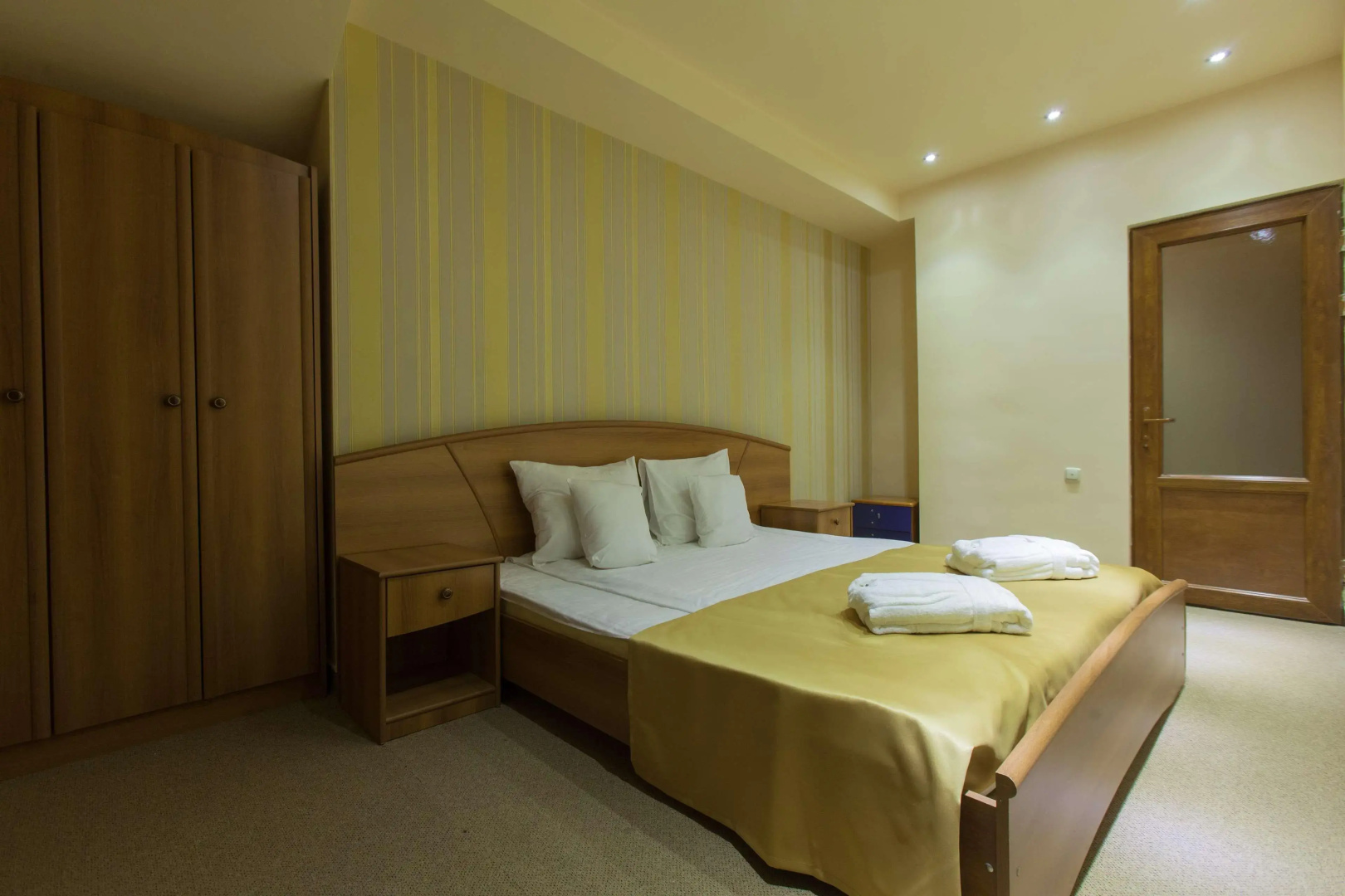 Отель Best Western Bohemian Resort