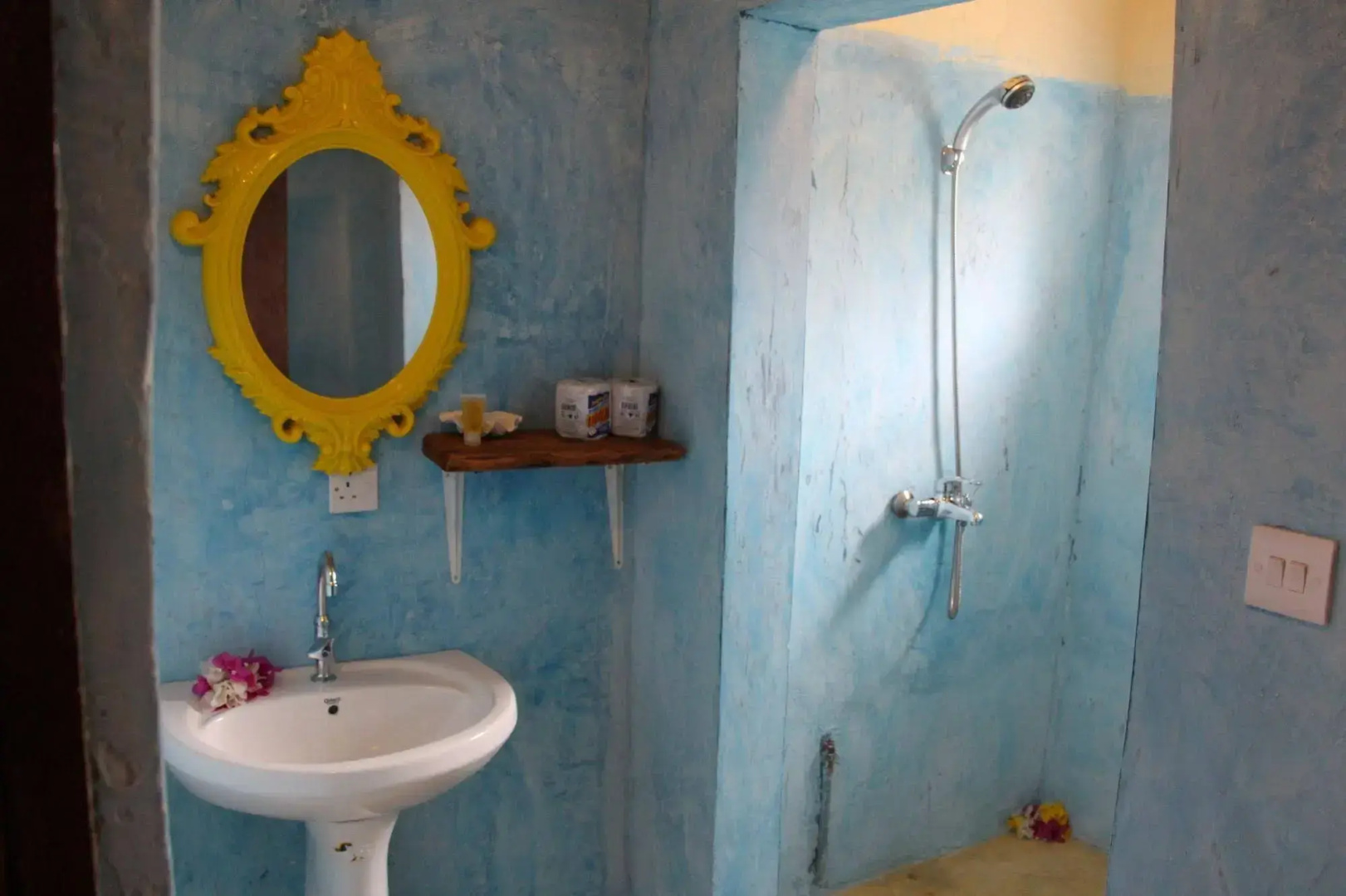 Zanzest Beach Bungalows