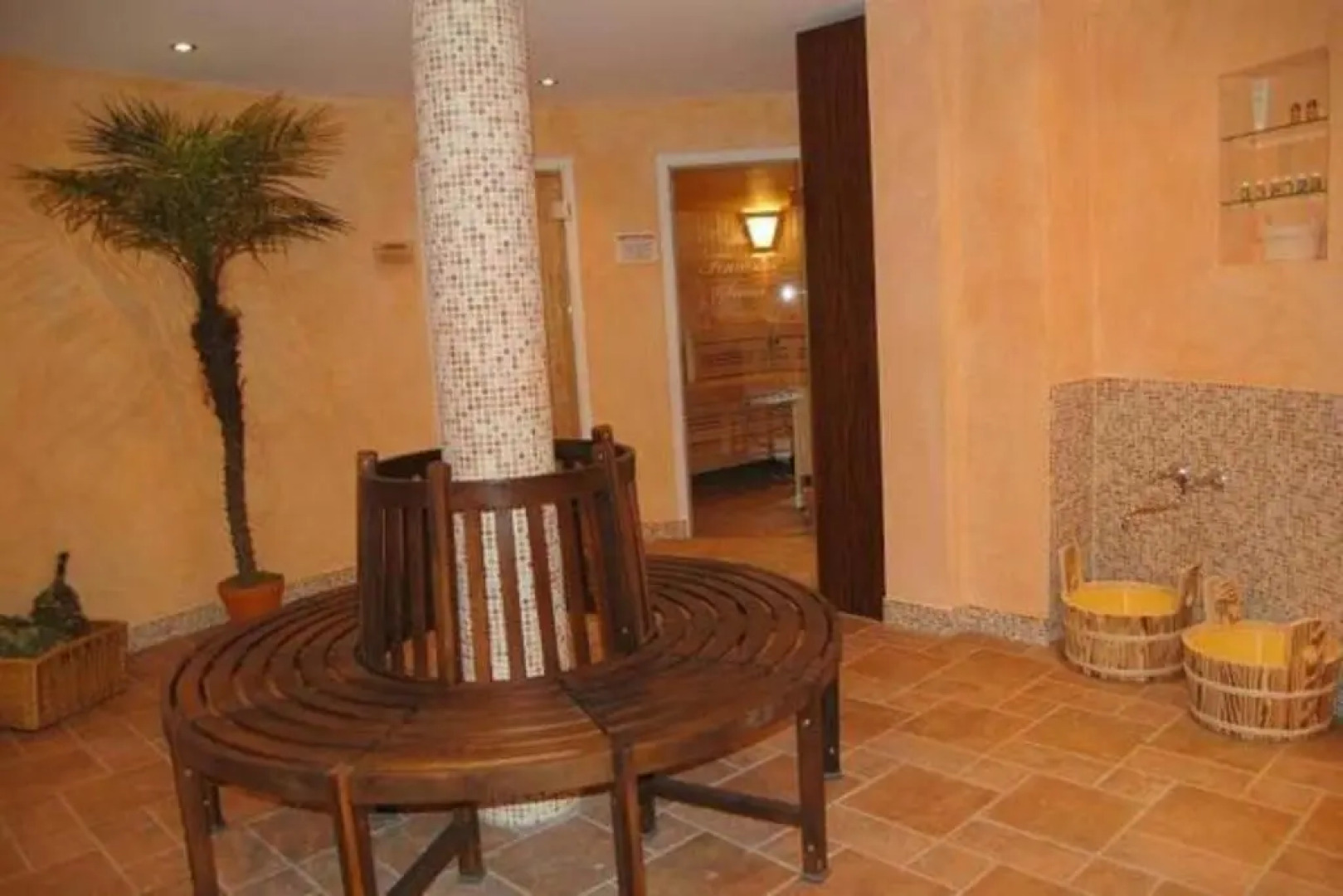 Bernstein Hotel "50`s Seaside Motel"