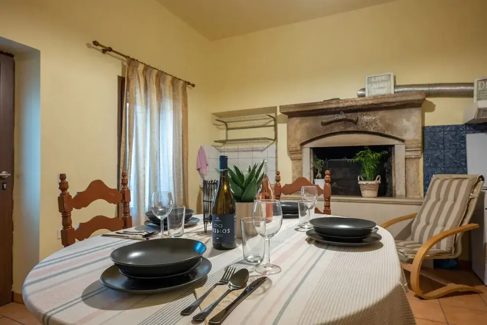 Walnut Tree Villa Ano Archanes-10km From Heraklion