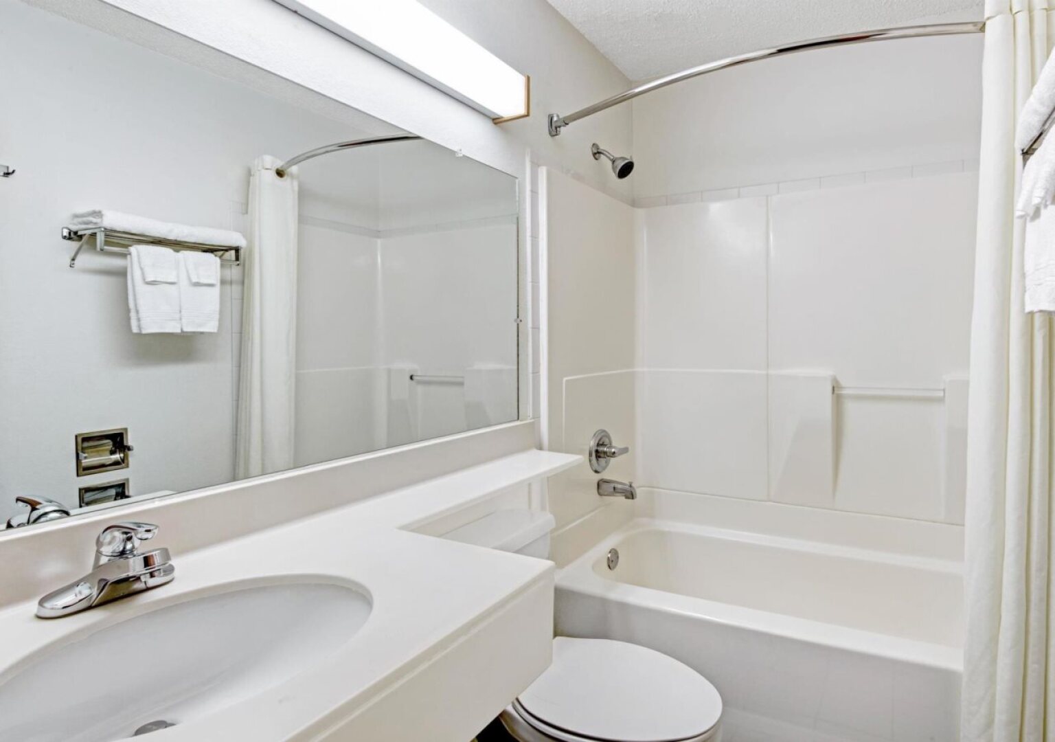 Super 8 Steubenville