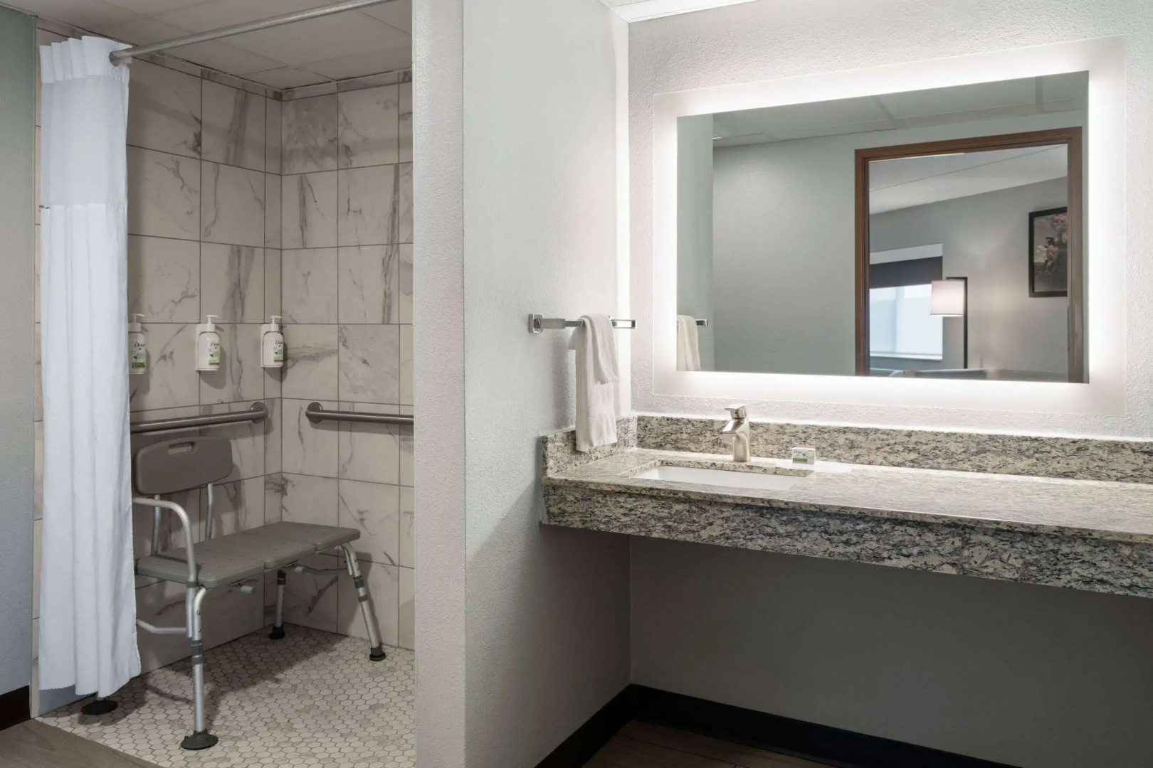 AmericInn by Wyndham Beaver Dam