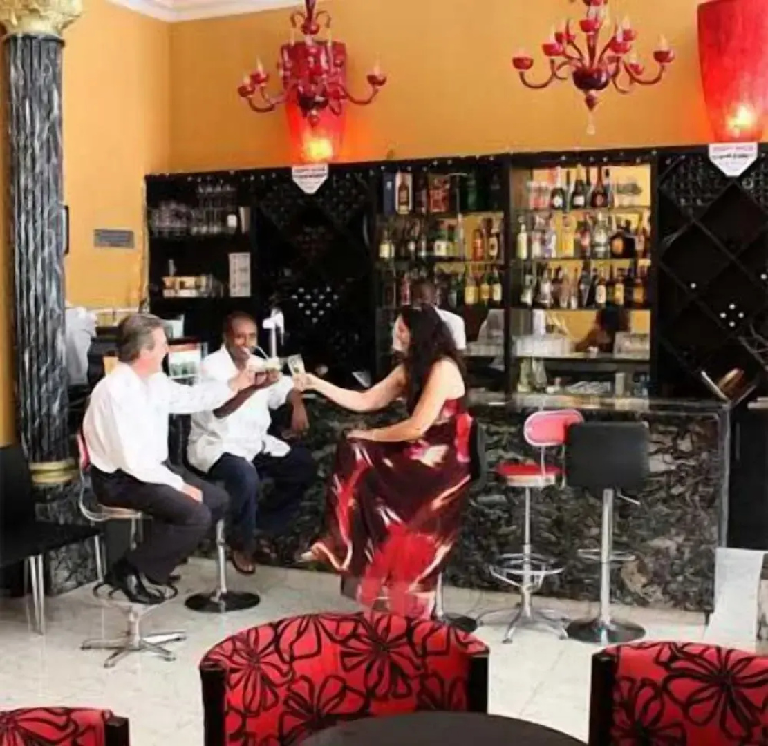Kings in Cape Hotel