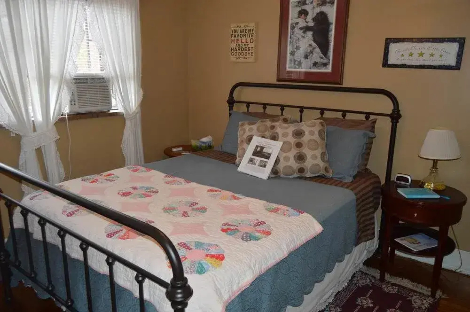 Maple Street Bed and Breakfast LLC