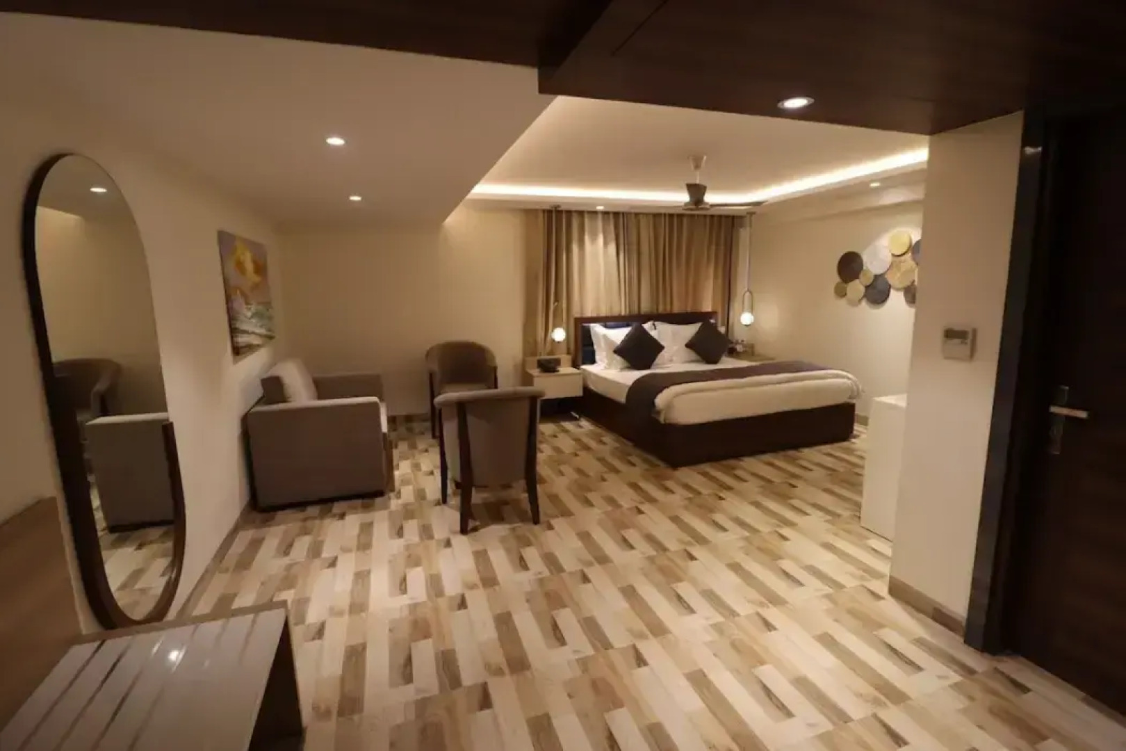 Mastiff  Hotel Dhanbad