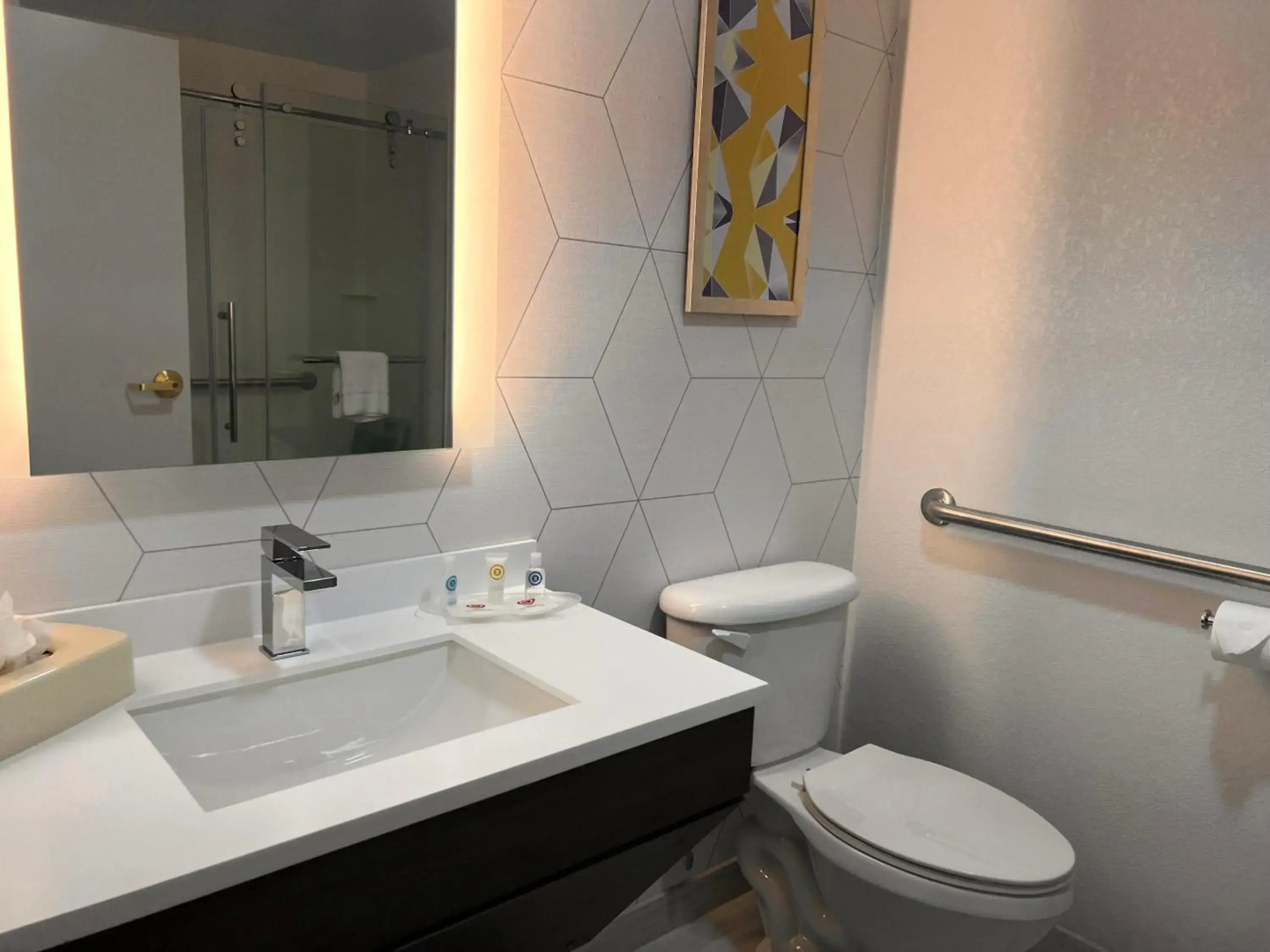 Comfort Suites Louisville Airport