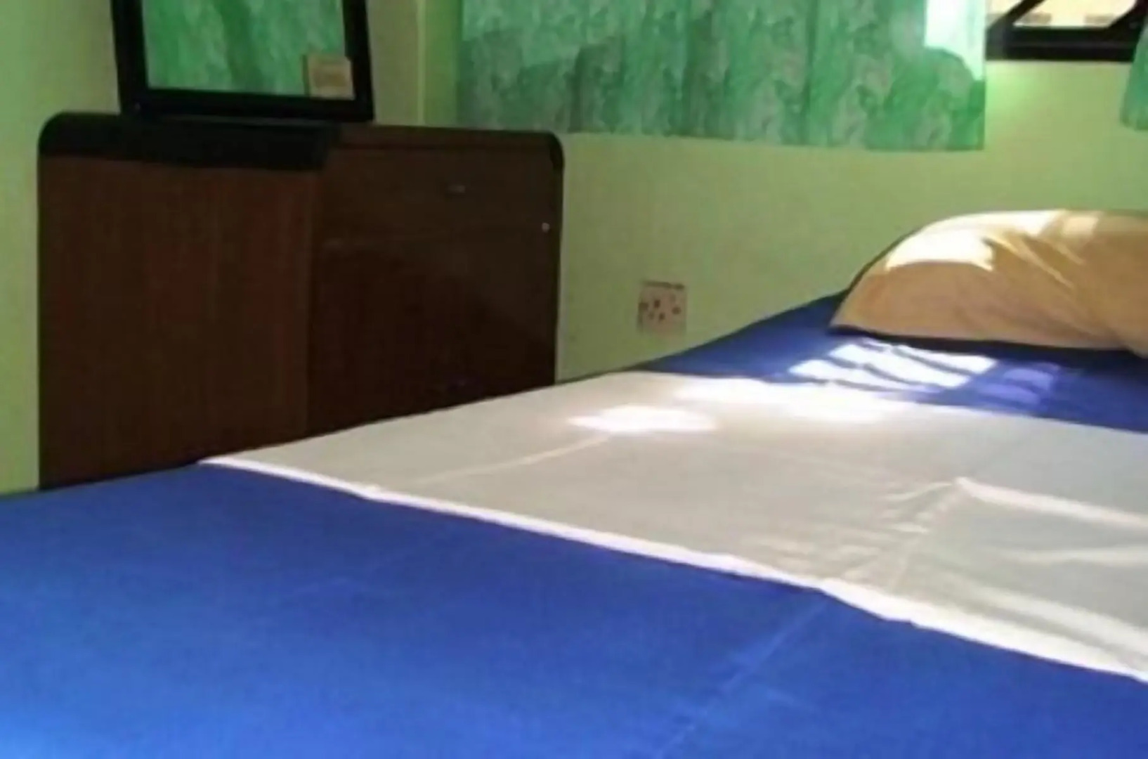 Step Inn Guest House