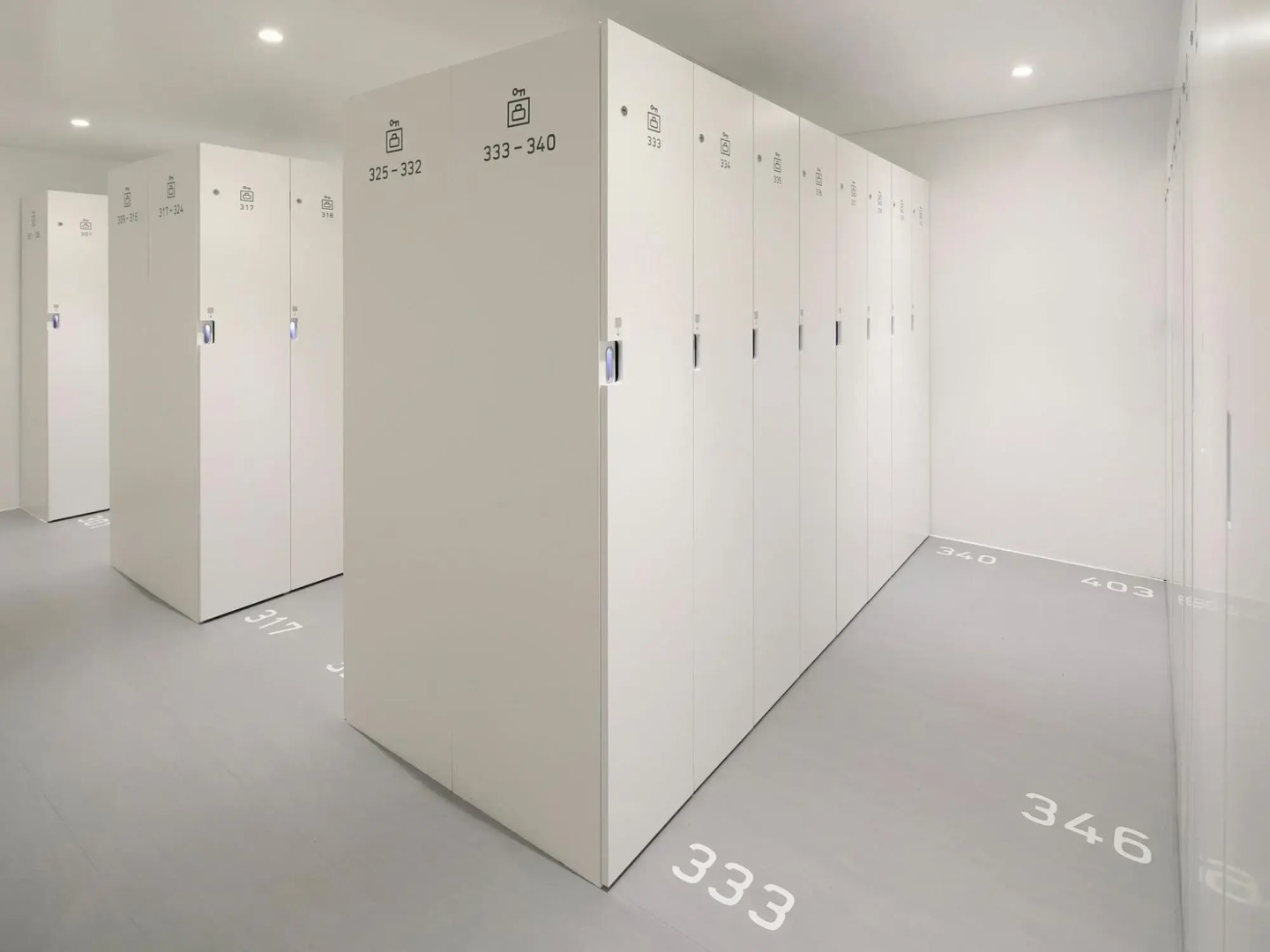 9h nine hours Akasaka