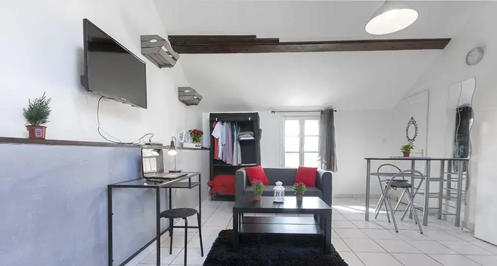 House With 2 Bedrooms in Voreppe, With Wonderful Mountain View, Pool A