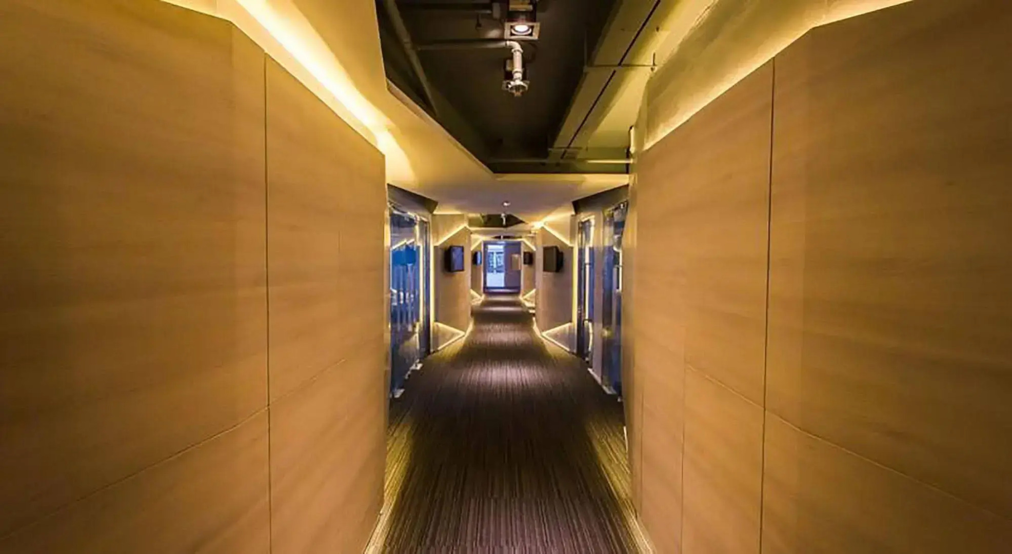 Crystal Hotel Hat Yai