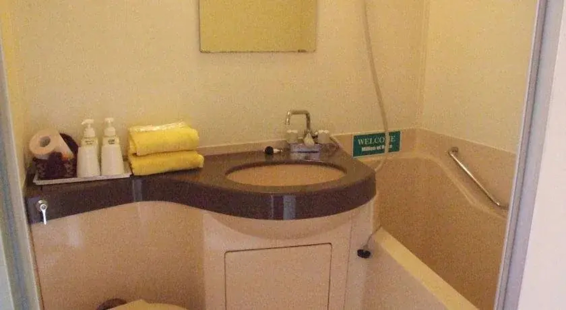 Shirahama Pension Hyakumanbon No Bara