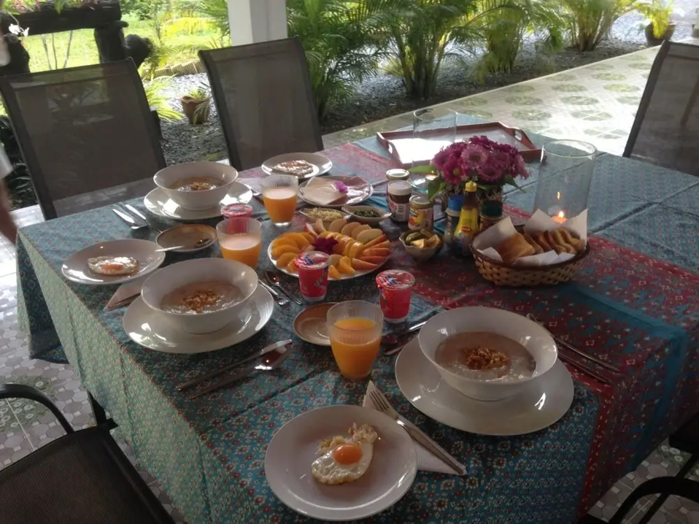 Bed & Breakfast To-Co