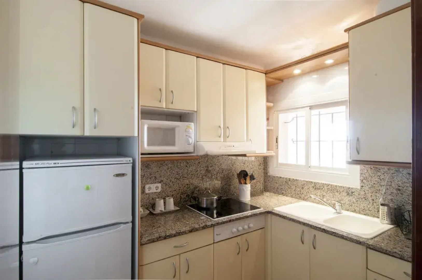 Seafront L'Estartit Apartments