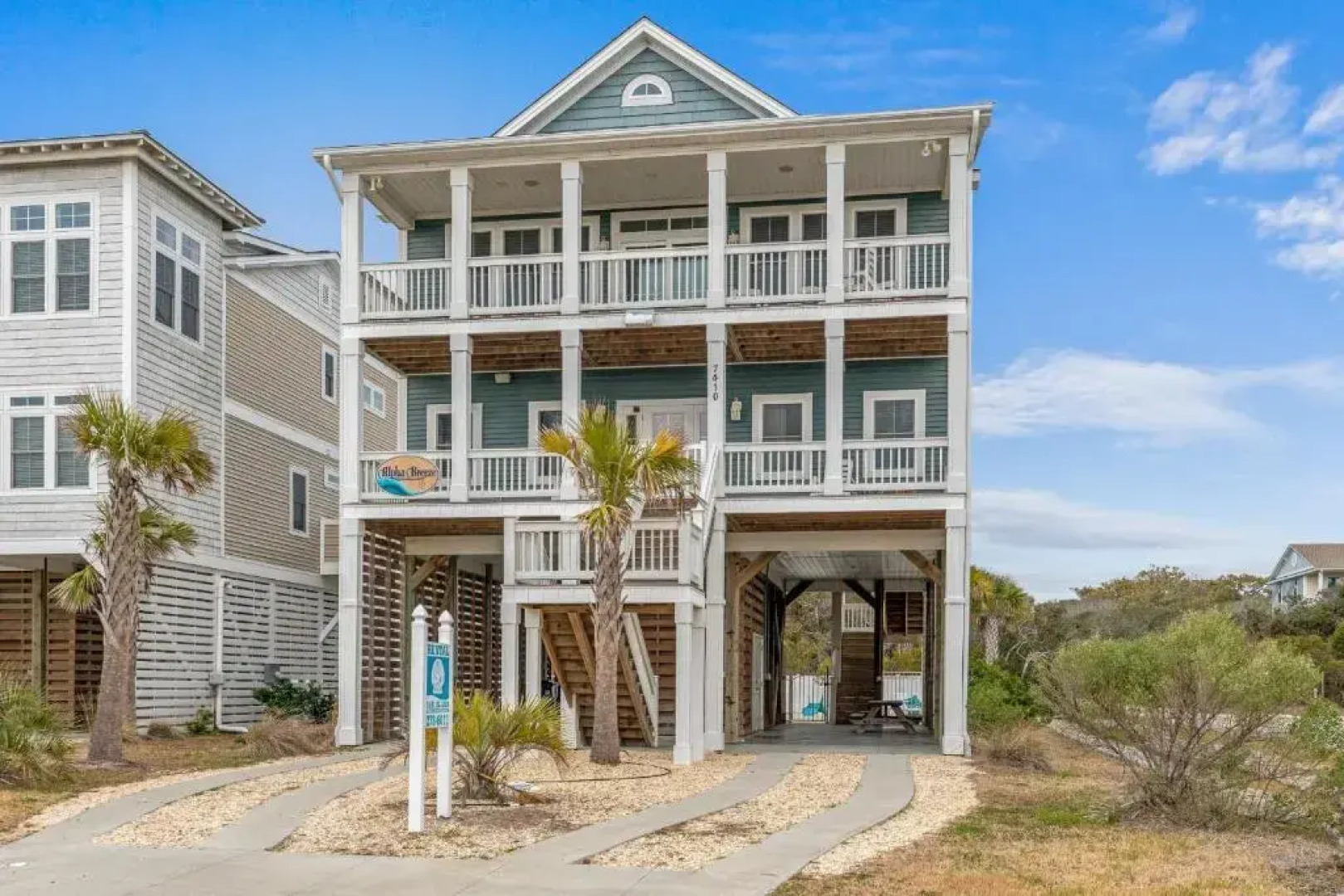 Alpha Breeze by Oak Island Accommodations