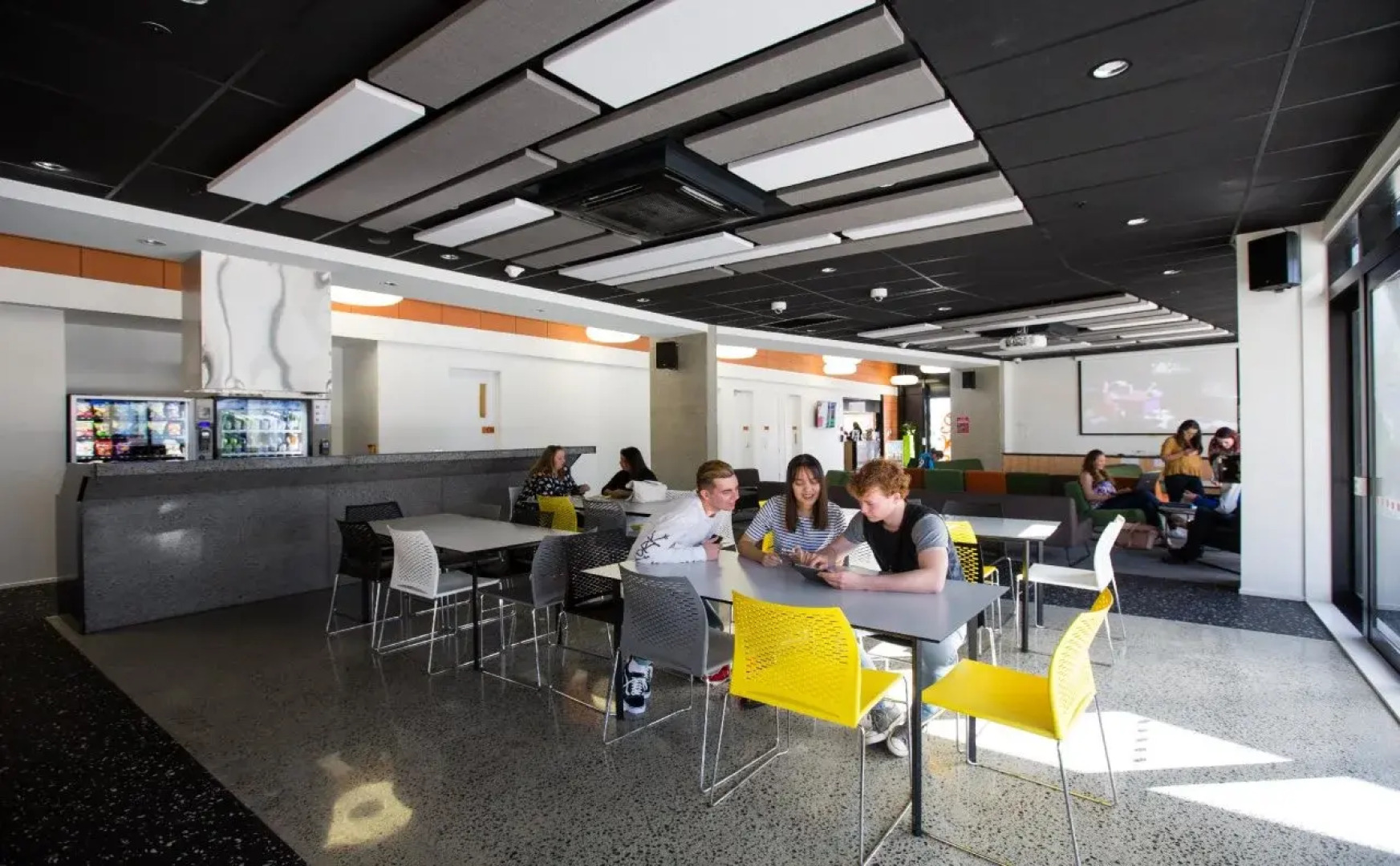 Campus Summer Stays - Albany Village