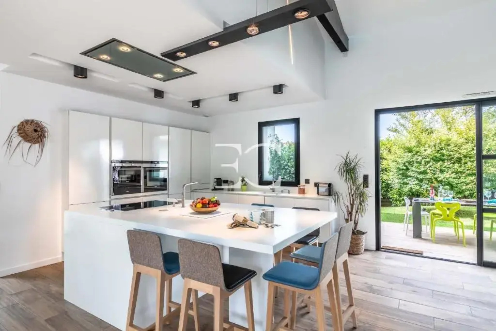 Easy Clés- Gorgeous 4 bedrooms villa with heated pool