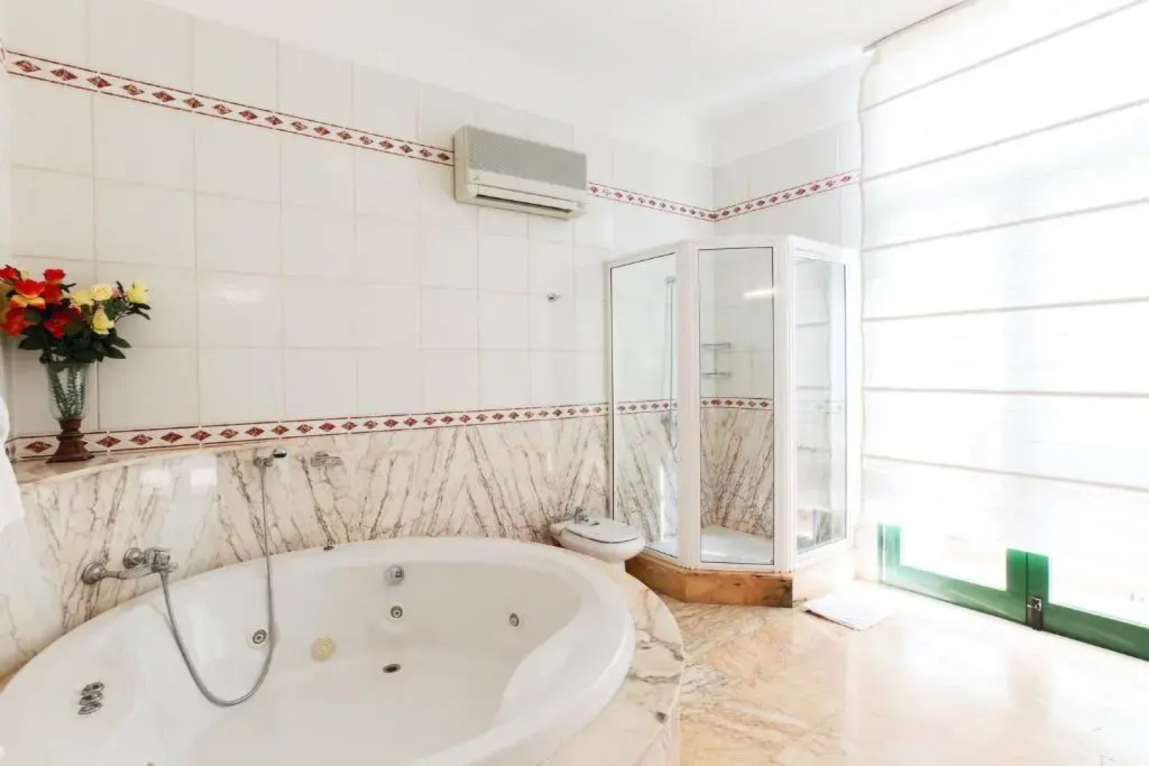 100 Island Village Julia