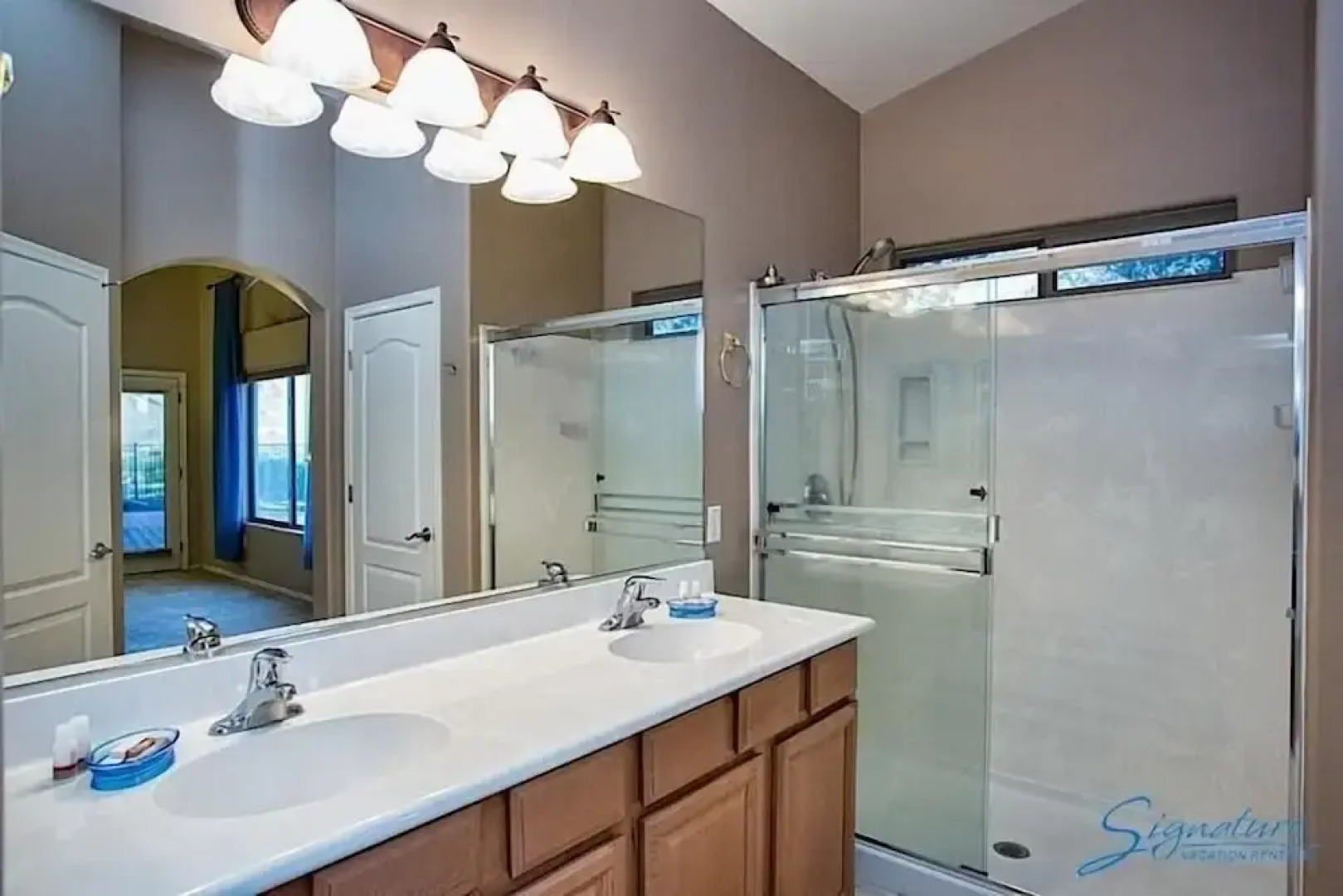 Scenic Spectacular By Signature Vacation Rentals