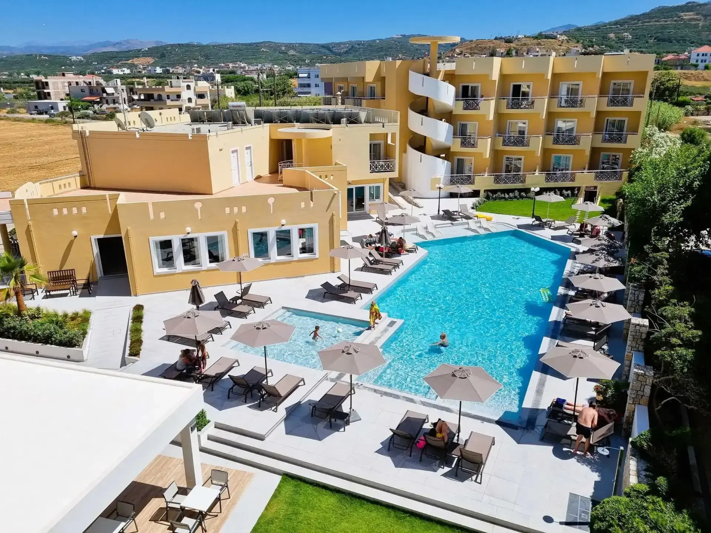 Sunny Bay Hotel