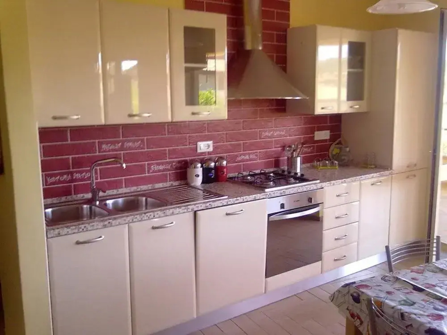 Villa Hermosa B And B