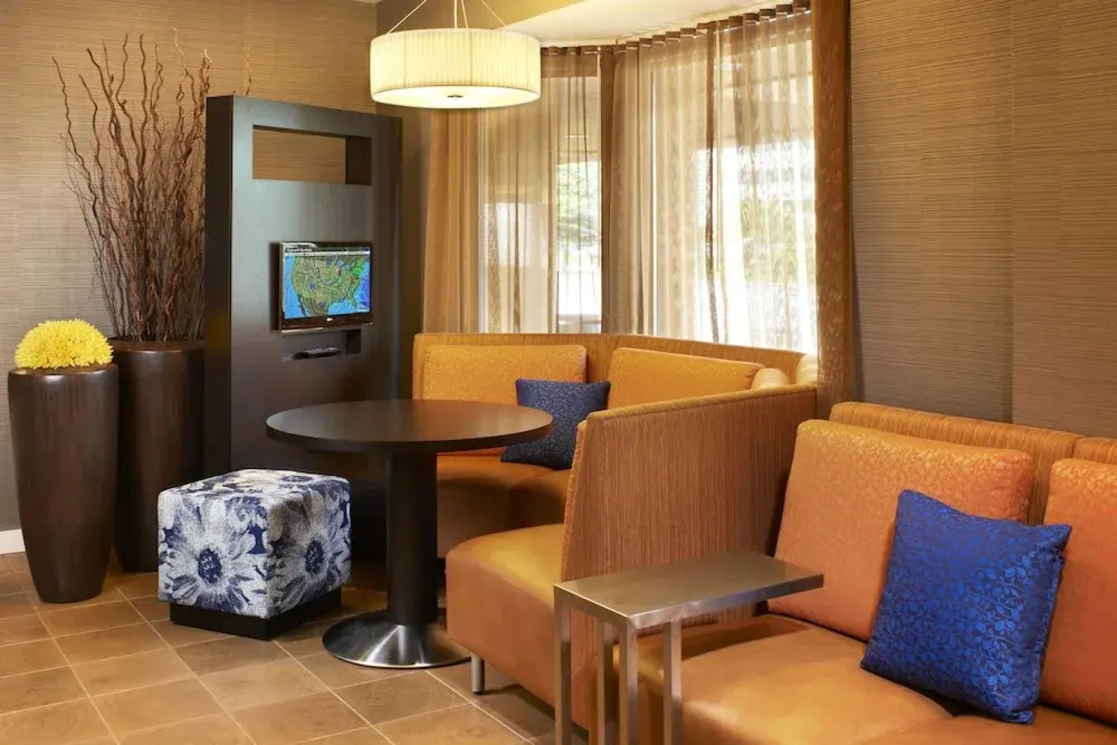 Courtyard Cleveland Airport North